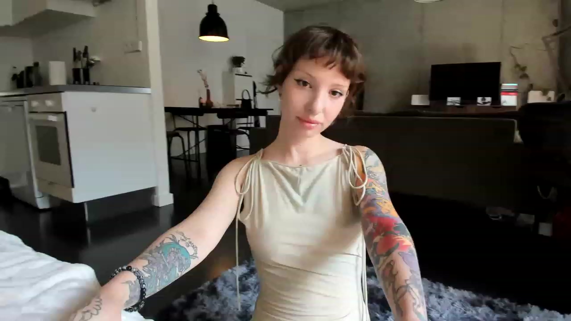 Gallery image thumbnail from SassySuz_'s myfreecams stream on, 07/09/2023, 12:52 image 14 of 20