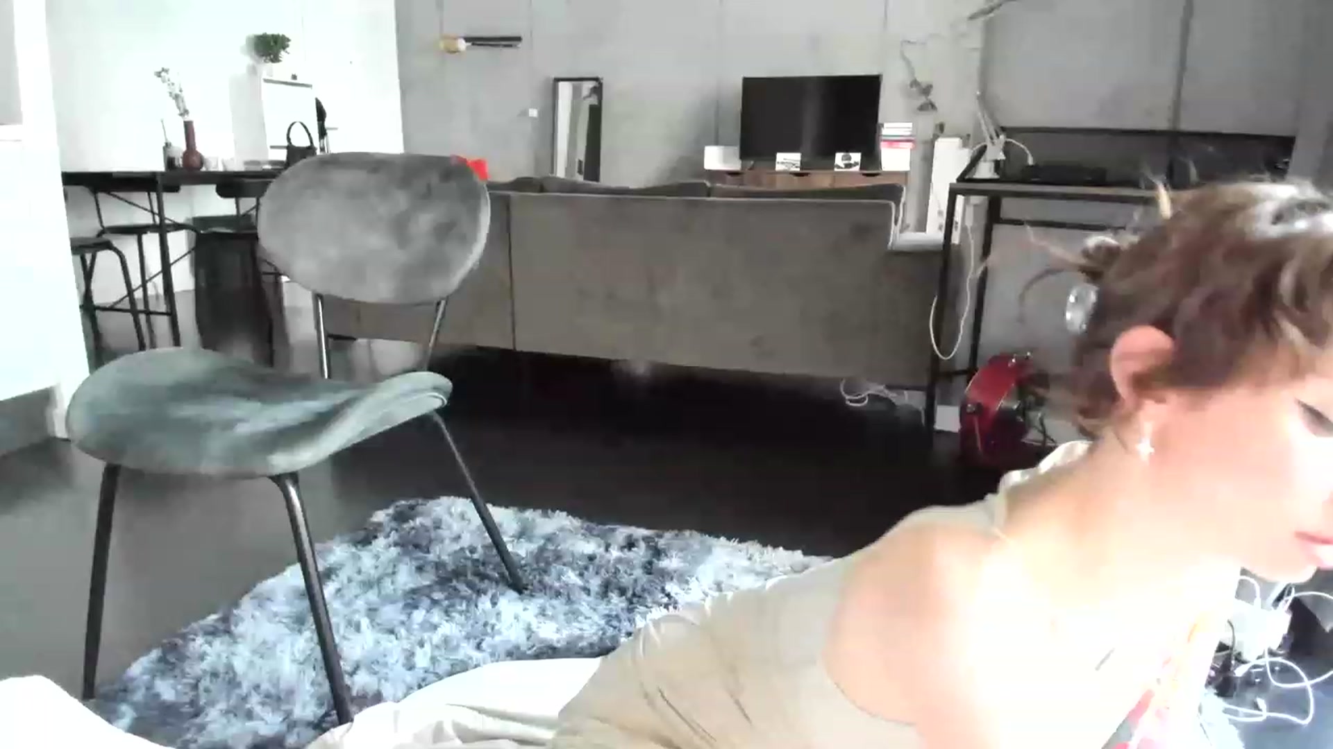 Gallery image thumbnail from SassySuz_'s myfreecams stream on, 07/09/2023, 18:46 image 5 of 20