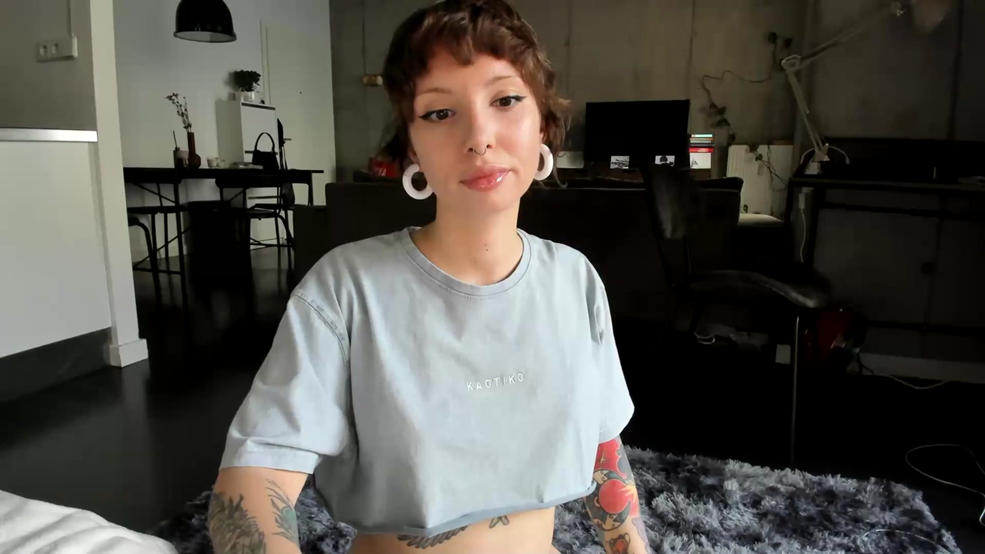 Gallery image thumbnail from SassySuz_'s myfreecams stream on, 07/10/2023, 17:44 image 17 of 20