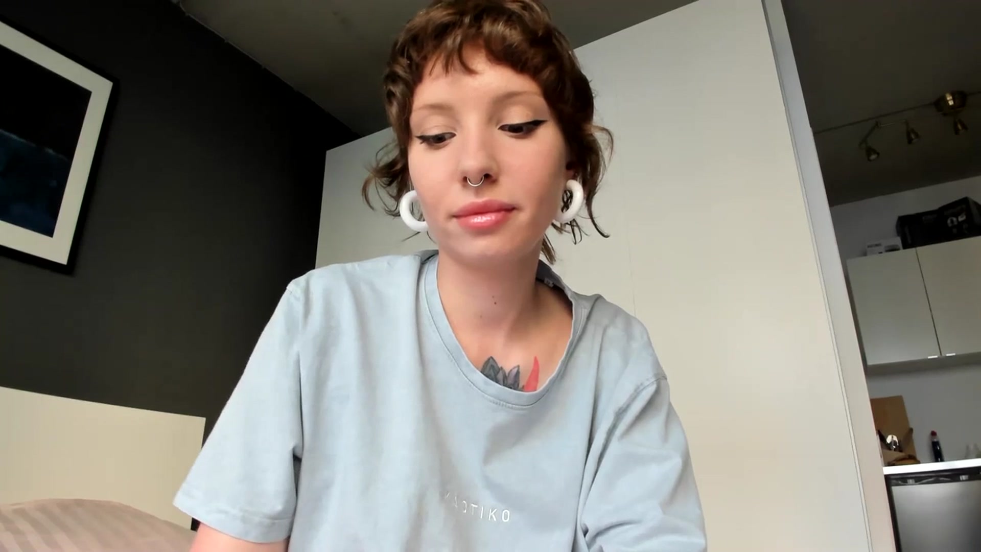 Gallery image thumbnail from SassySuz_'s myfreecams stream on, 07/10/2023, 19:49 image 6 of 20