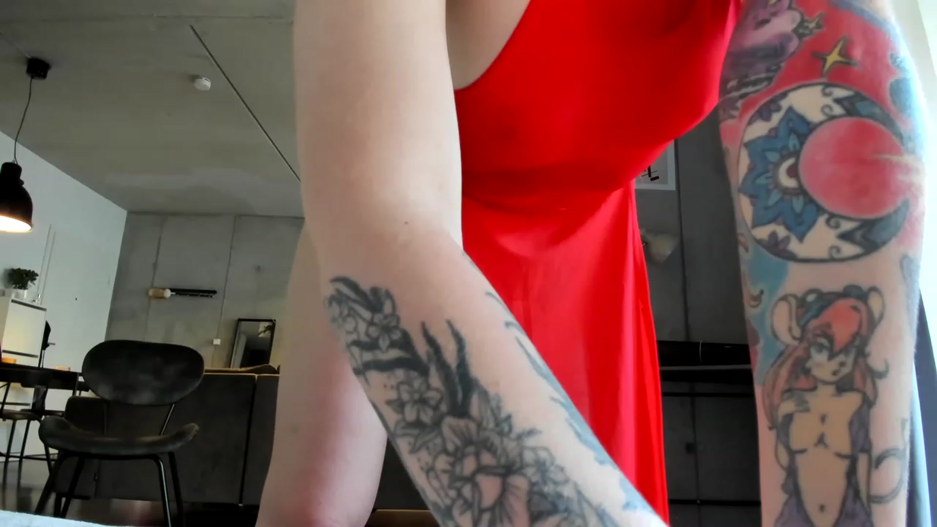 Gallery image thumbnail from SassySuz_'s myfreecams stream on, 07/13/2023, 17:10 image 12 of 20