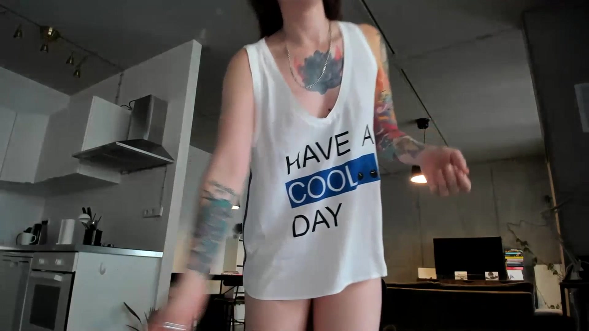 Gallery image thumbnail from SassySuz_'s myfreecams stream on, 07/19/2023, 17:24 image 17 of 20