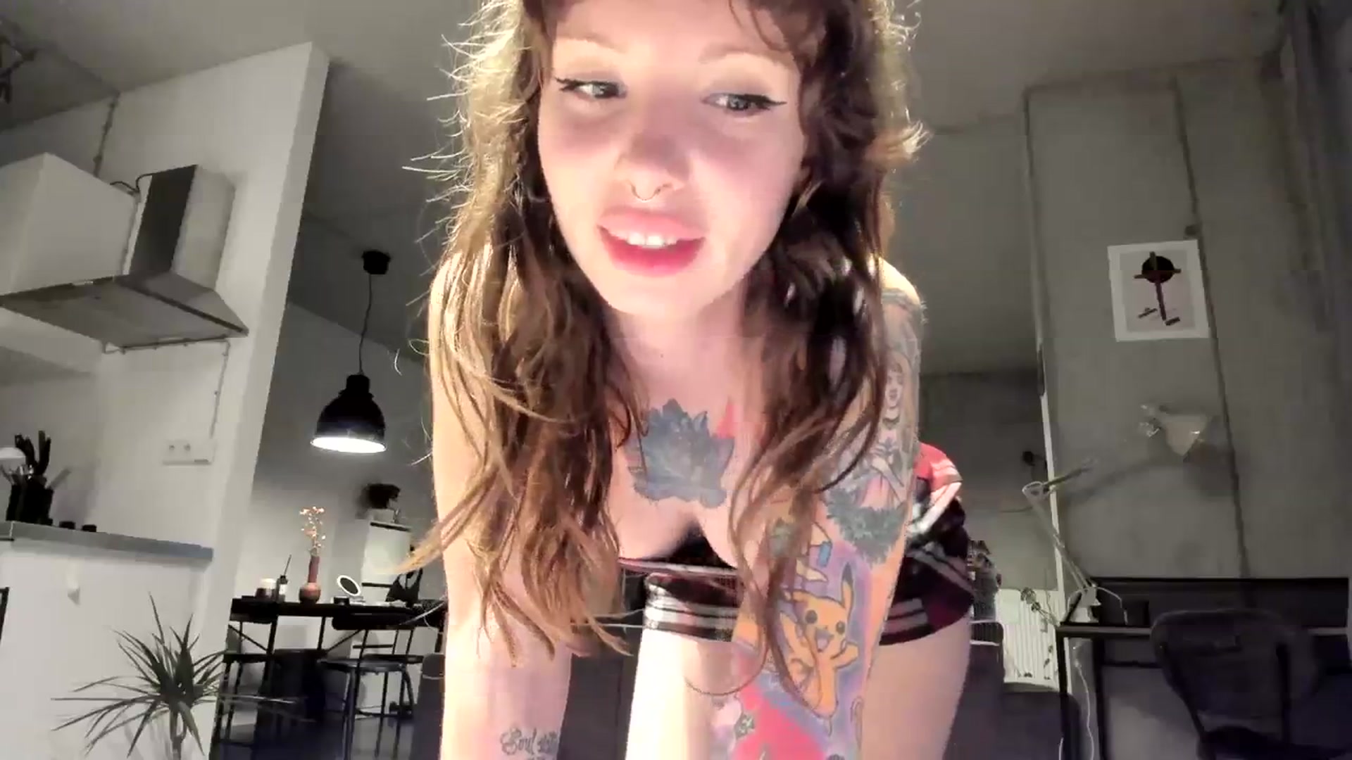 Gallery image thumbnail from SassySuz_'s myfreecams stream on, 07/24/2023, 18:35 image 4 of 20