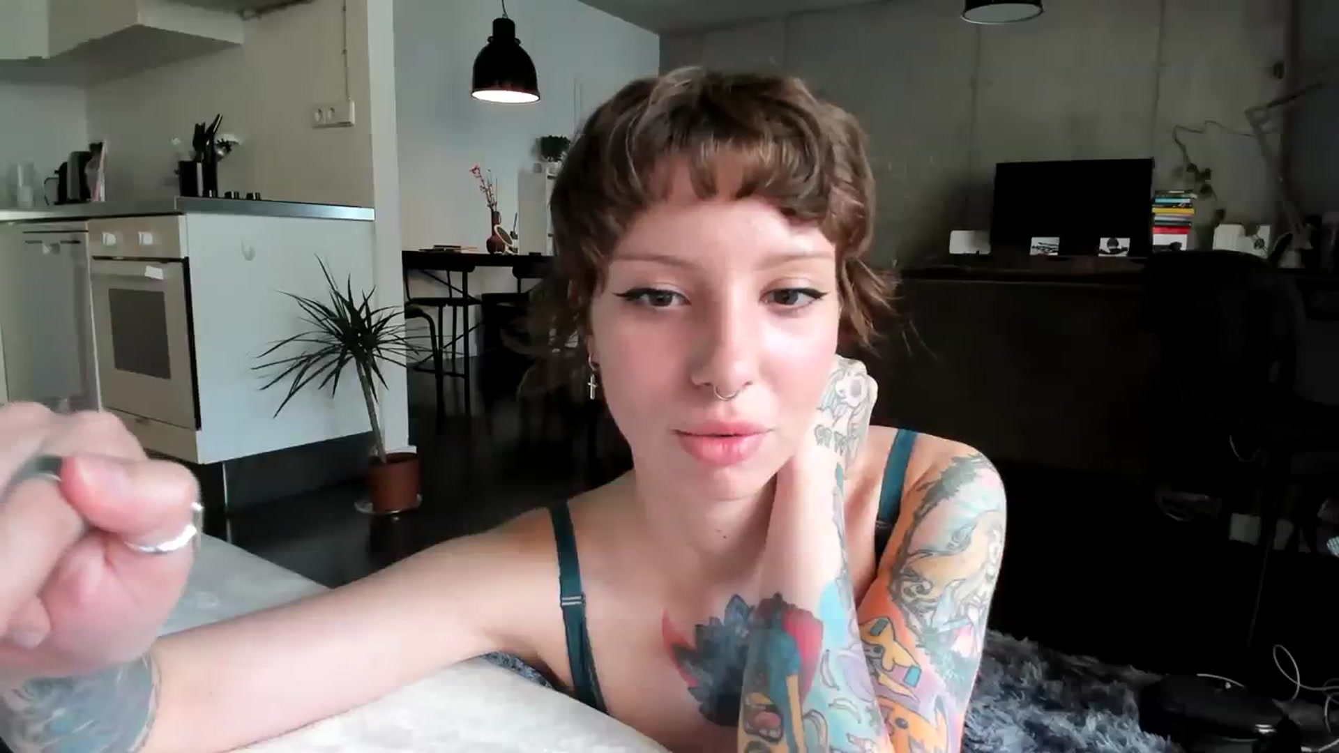 Gallery image thumbnail from SassySuz_'s myfreecams stream on, 07/30/2023, 15:43 image 10 of 20
