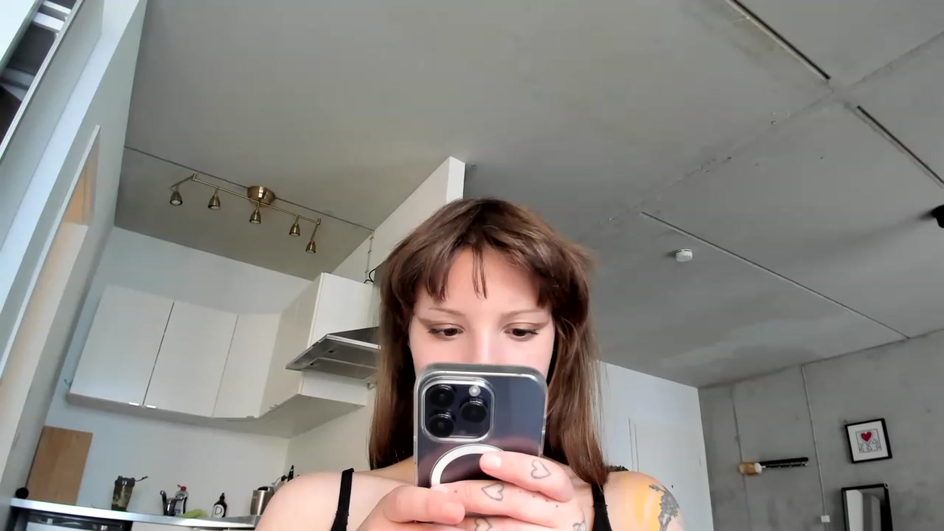 Gallery image thumbnail from SassySuz_'s myfreecams stream on, 08/14/2023, 14:11 image 11 of 20