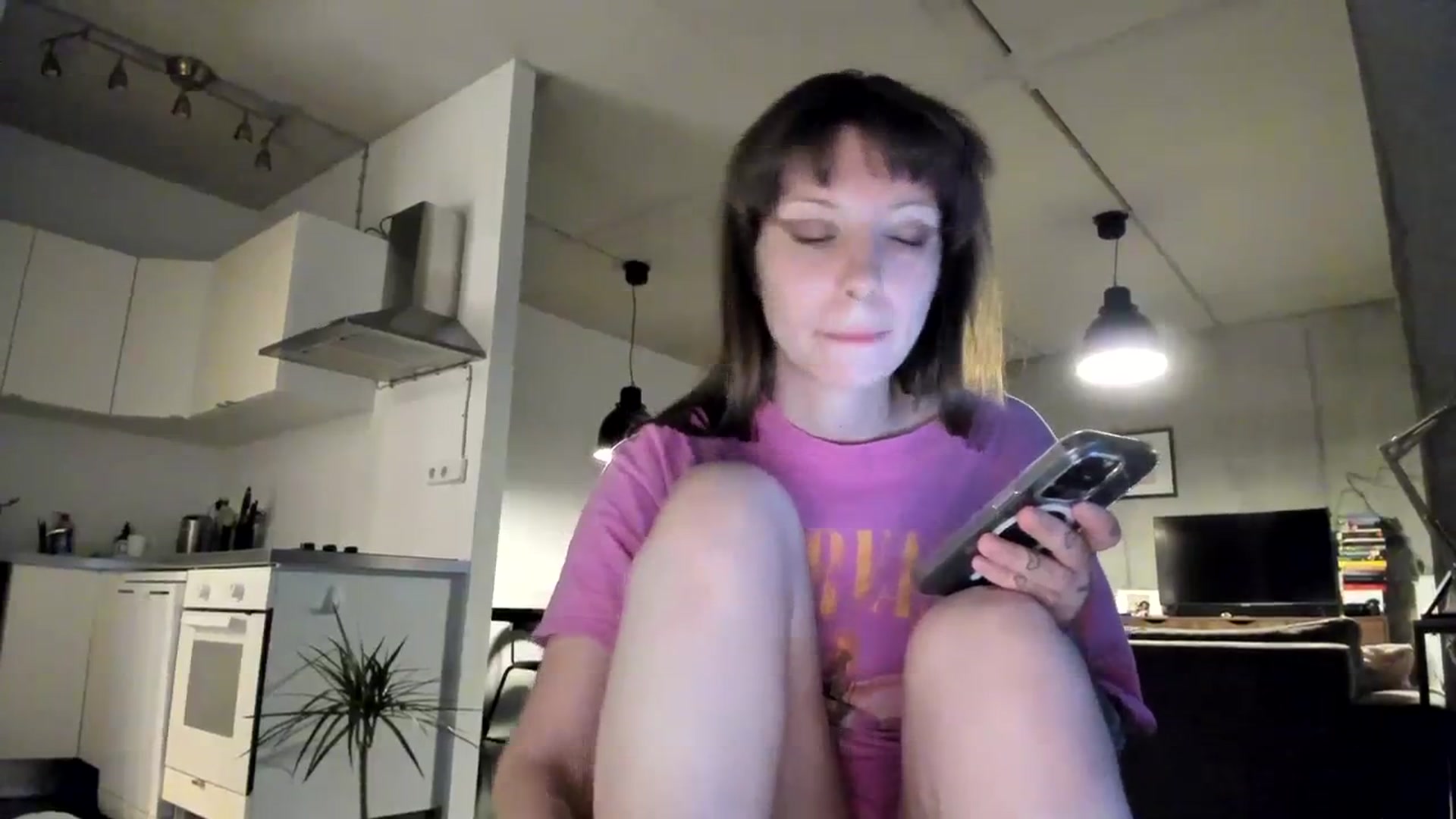 Gallery image thumbnail from SassySuz_'s myfreecams stream on, 08/14/2023, 19:22 image 3 of 20
