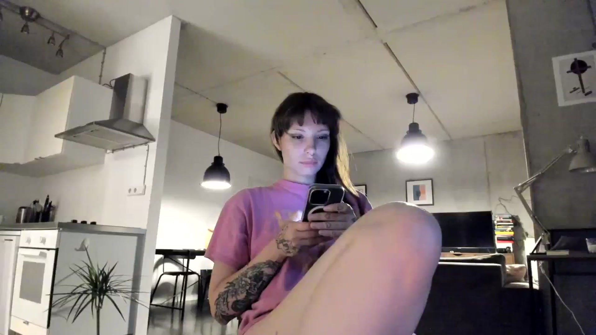 Gallery image thumbnail from SassySuz_'s myfreecams stream on, 08/14/2023, 19:22 image 5 of 20