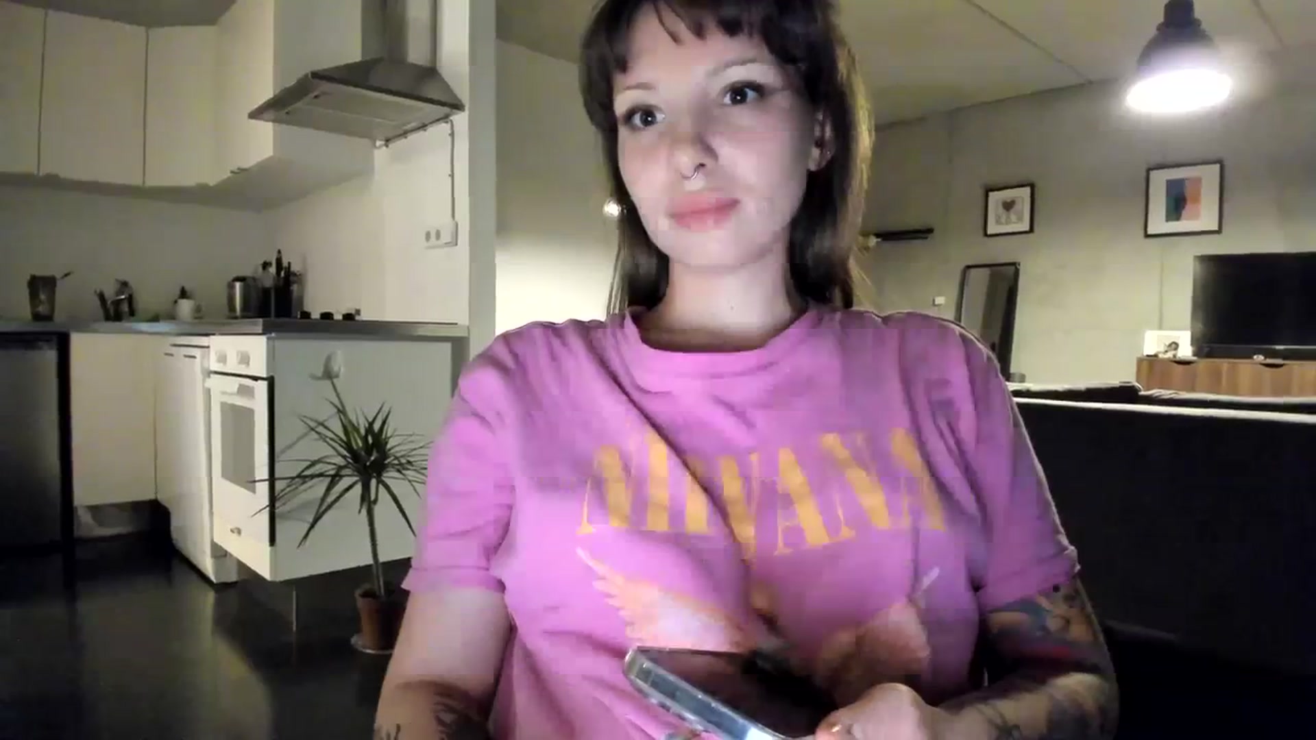 Gallery image thumbnail from SassySuz_'s myfreecams stream on, 08/14/2023, 19:22 image 17 of 20