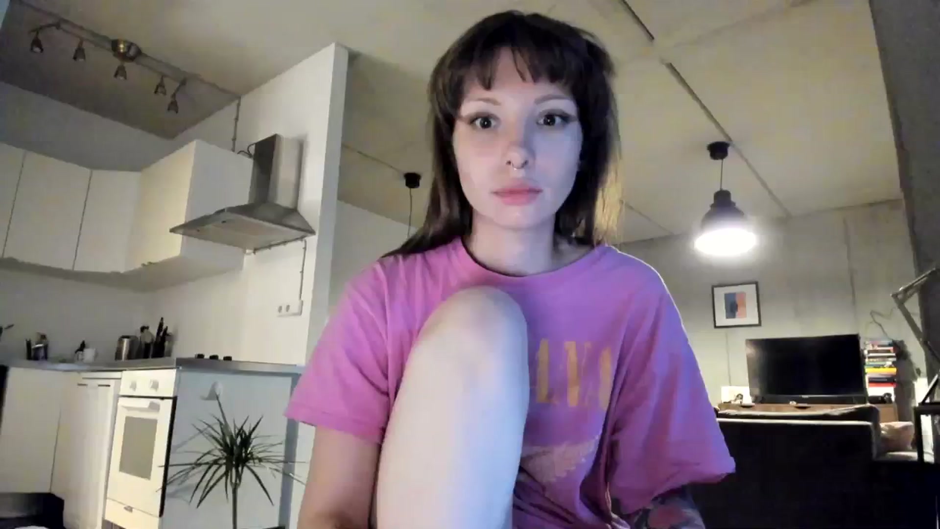 Gallery image thumbnail from SassySuz_'s myfreecams stream on, 08/14/2023, 19:22 image 1 of 20