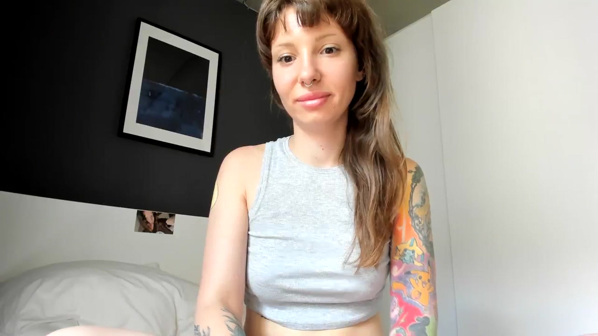 Gallery image thumbnail from SassySuz_'s myfreecams stream on, 08/16/2023, 12:58 image 7 of 20