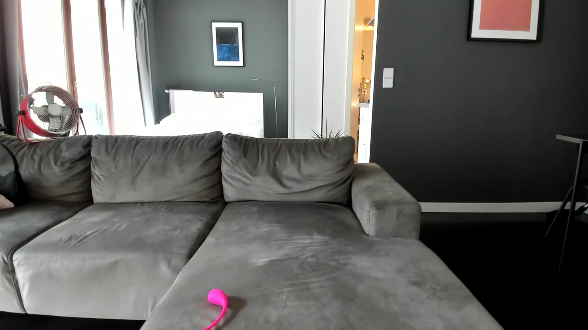 Gallery image thumbnail from SassySuz_'s myfreecams stream on, 08/21/2023, 12:33 image 10 of 20
