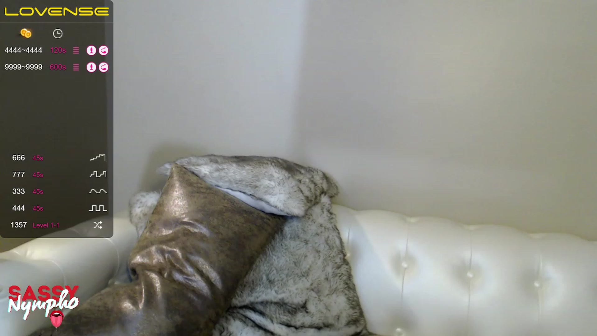 Gallery image thumbnail from Sassy_Nympho's myfreecams stream on, 12/18/2022, 15:33 image 15 of 20