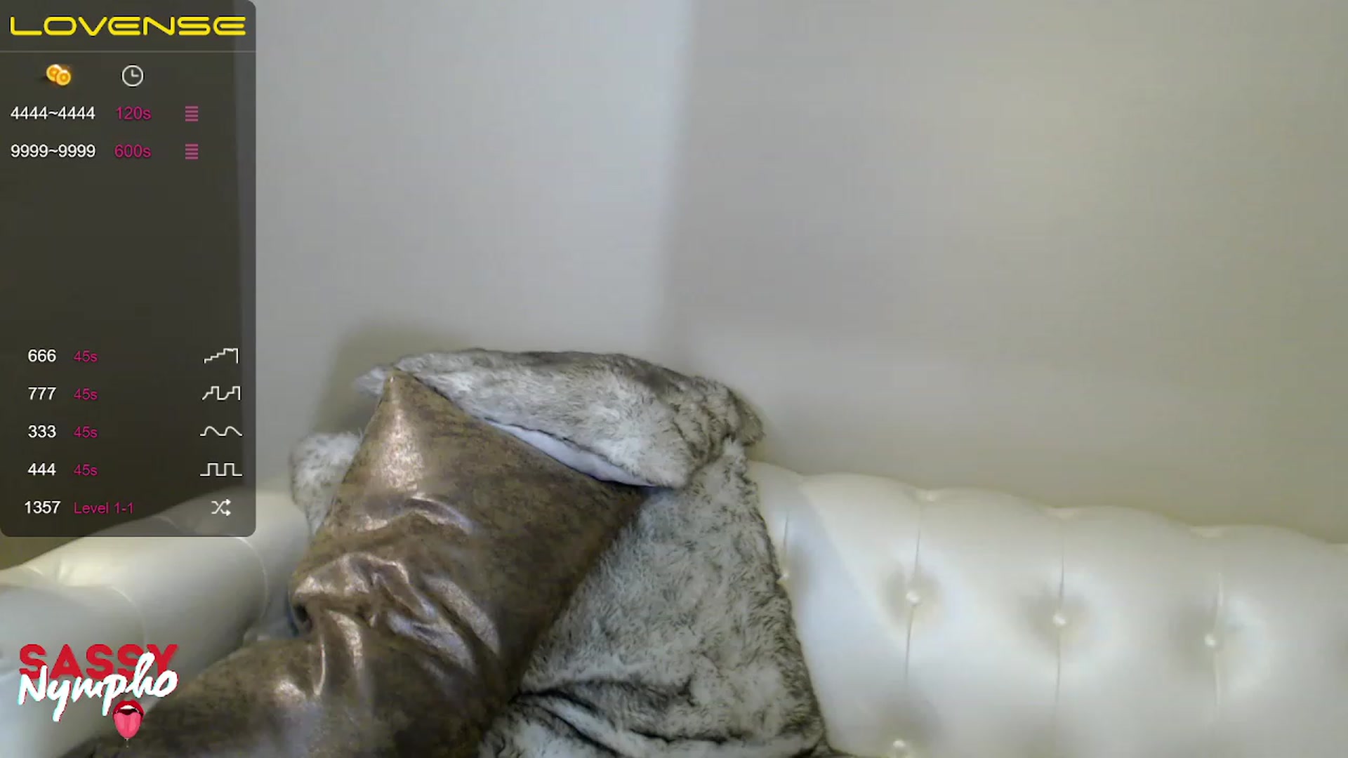 Gallery image thumbnail from Sassy_Nympho's myfreecams stream on, 12/18/2022, 15:33 image 12 of 20