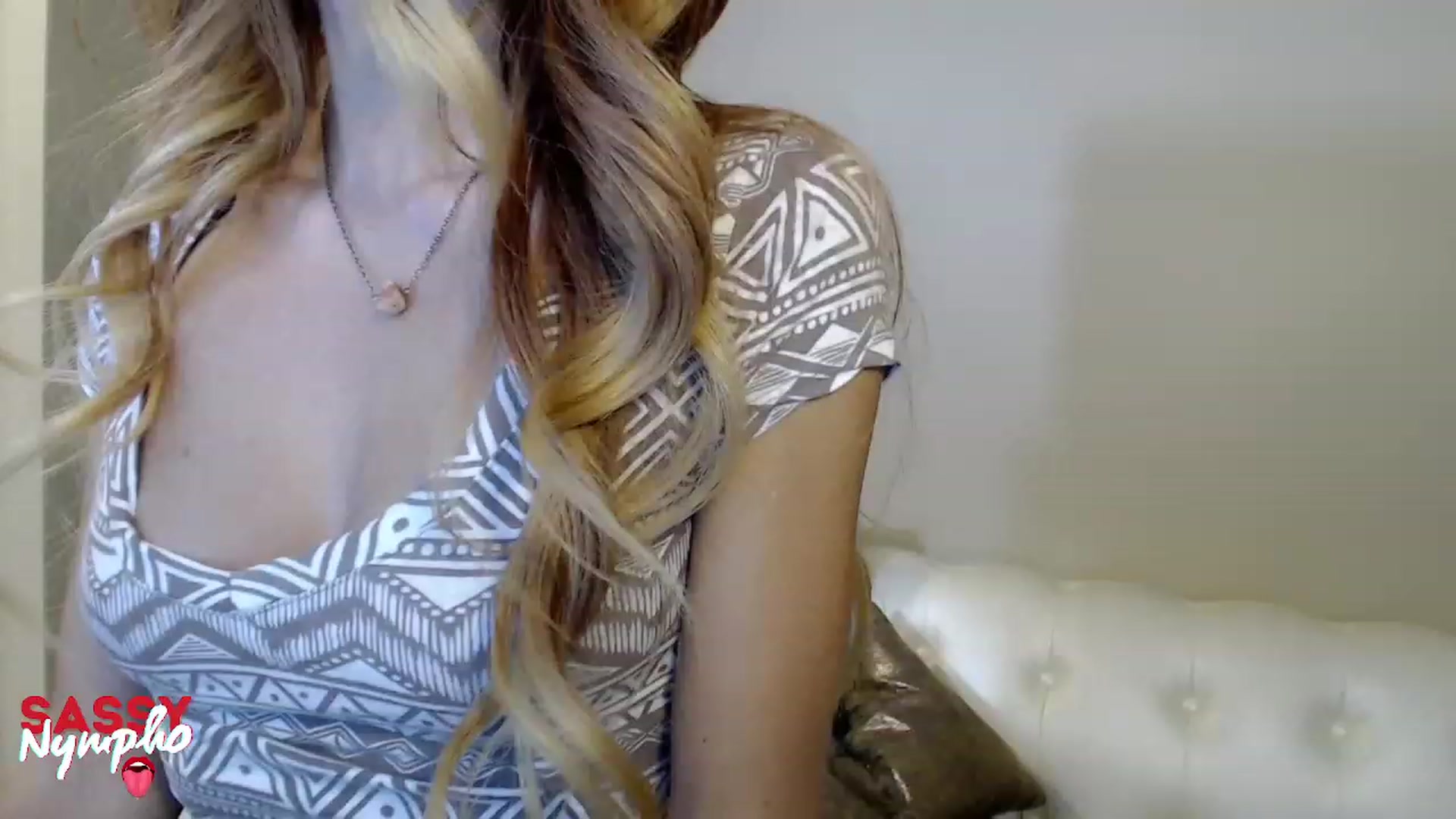 Gallery image thumbnail from Sassy_Nympho's myfreecams stream on, 12/19/2022, 02:24 image 6 of 20