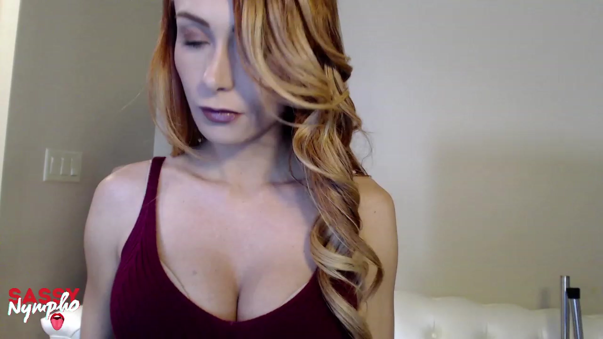 Gallery image thumbnail from Sassy_Nympho's myfreecams stream on, 12/21/2022, 04:27 image 4 of 20