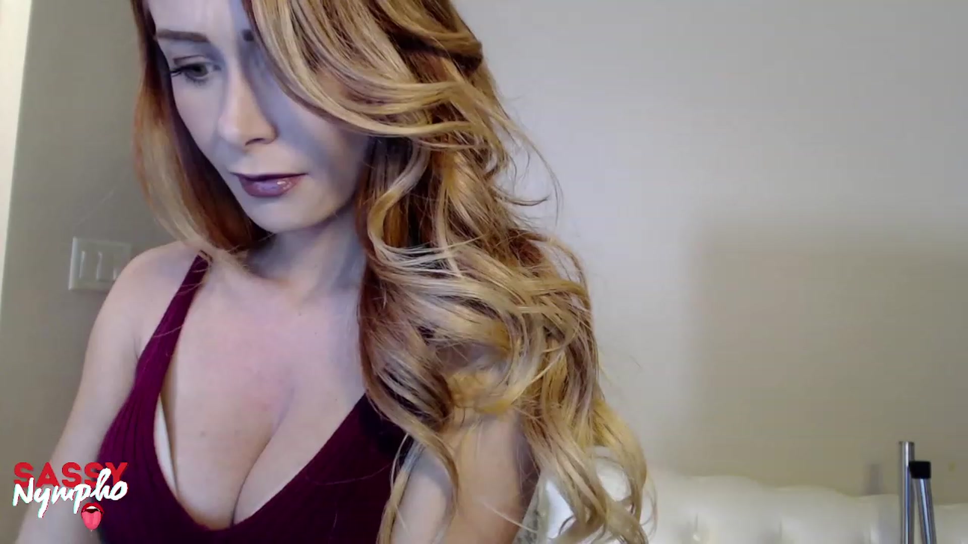 Gallery image thumbnail from Sassy_Nympho's myfreecams stream on, 12/21/2022, 04:27 image 5 of 20
