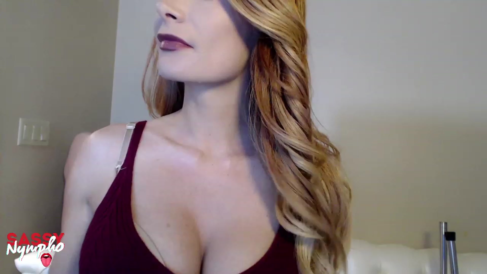 Gallery image thumbnail from Sassy_Nympho's myfreecams stream on, 12/21/2022, 04:27 image 19 of 20