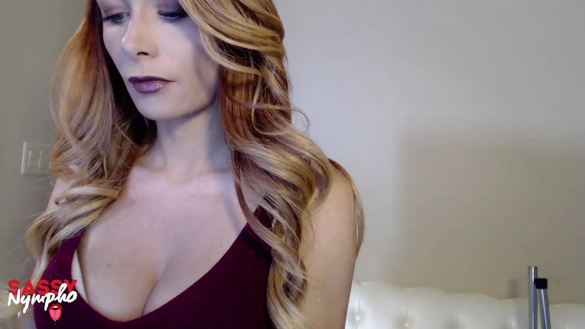 Gallery image thumbnail from Sassy_Nympho's myfreecams stream on, 12/21/2022, 04:27 image 11 of 20