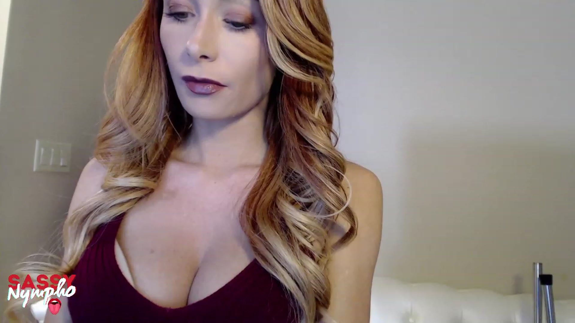 Gallery image thumbnail from Sassy_Nympho's myfreecams stream on, 12/21/2022, 04:27 image 10 of 20