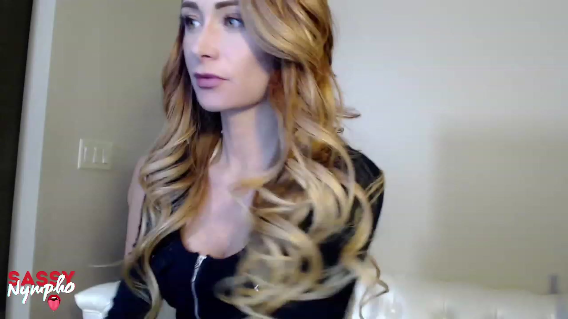 Gallery image thumbnail from Sassy_Nympho's myfreecams stream on, 12/22/2022, 07:19 image 3 of 20