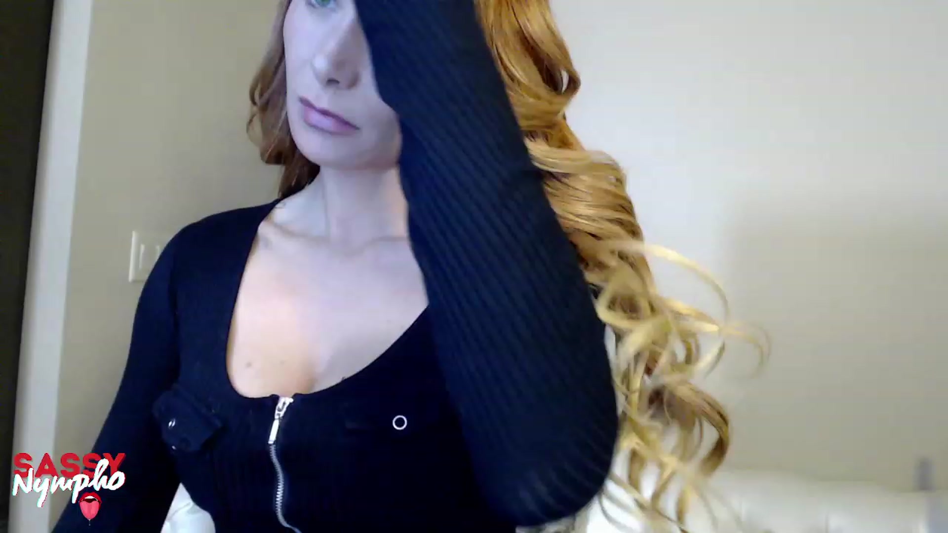 Gallery image thumbnail from Sassy_Nympho's myfreecams stream on, 12/22/2022, 07:19 image 5 of 20