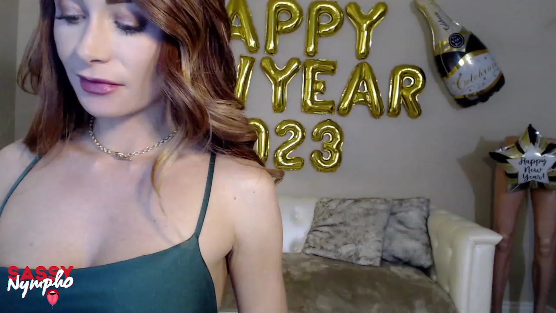 Gallery image thumbnail from Sassy_Nympho's myfreecams stream on, 01/01/2023, 09:32 image 1 of 20