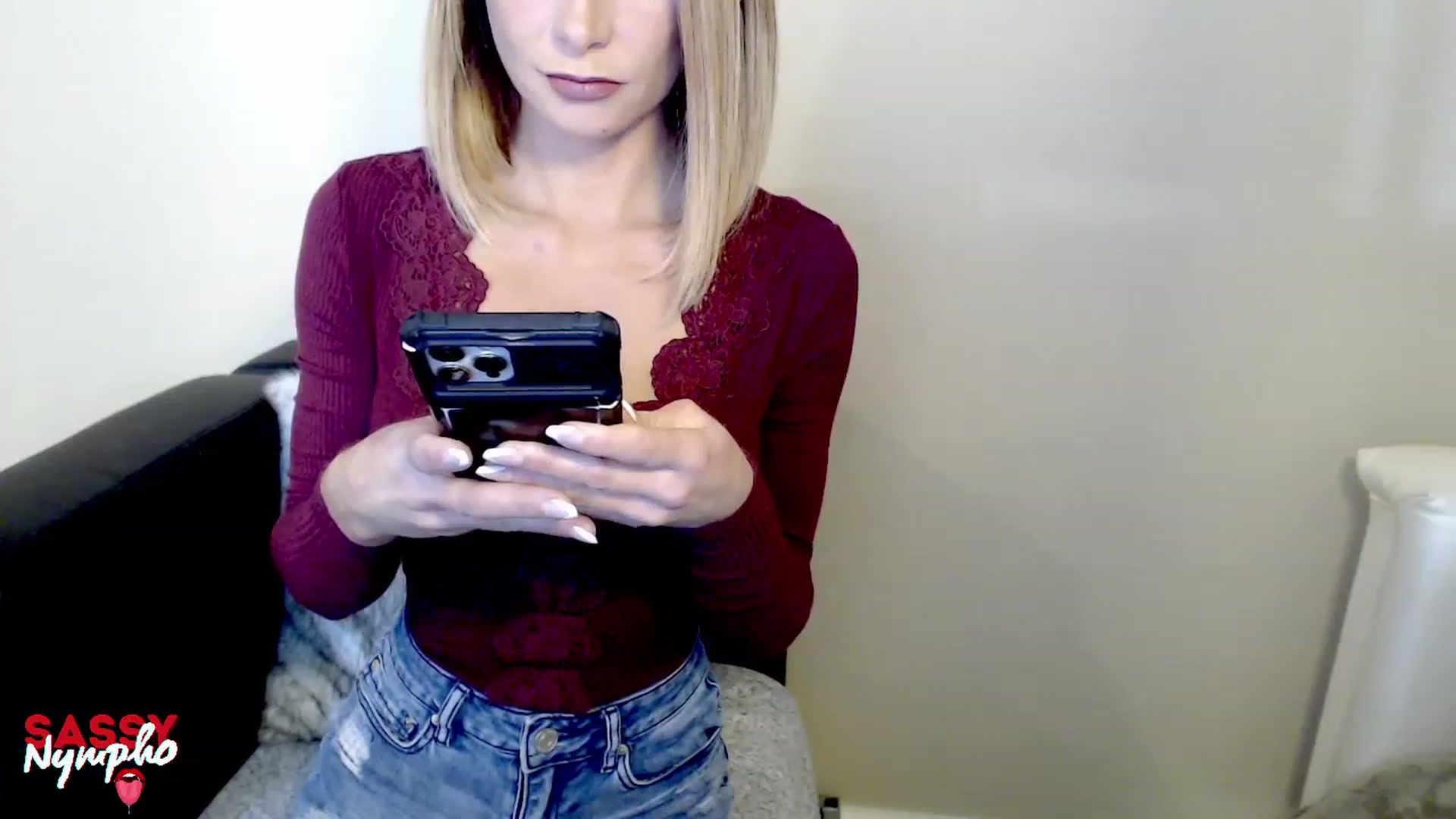 Gallery image thumbnail from Sassy_Nympho's myfreecams stream on, 01/16/2023, 06:50 image 15 of 20