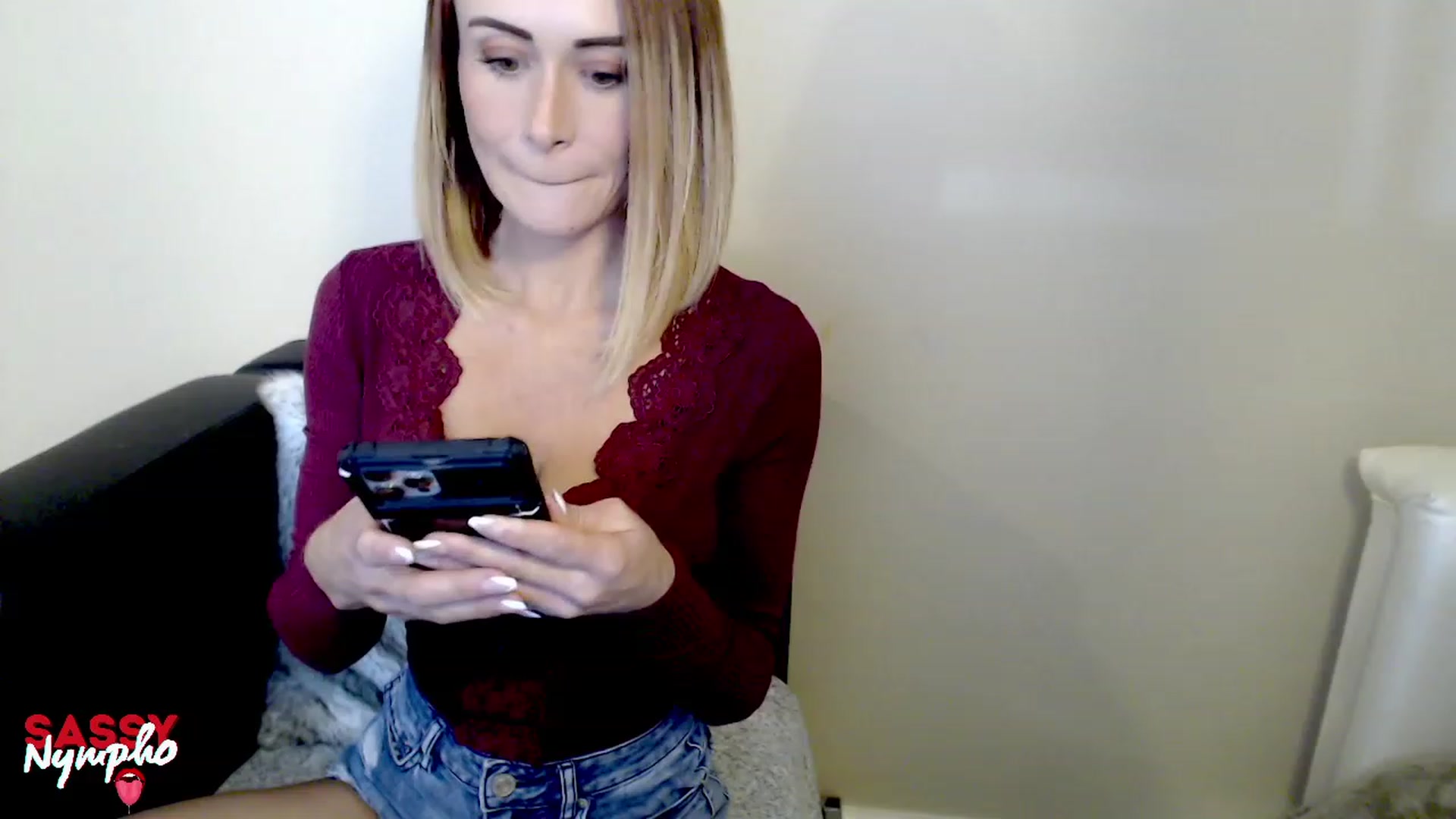 Gallery image thumbnail from Sassy_Nympho's myfreecams stream on, 01/16/2023, 06:50 image 10 of 20