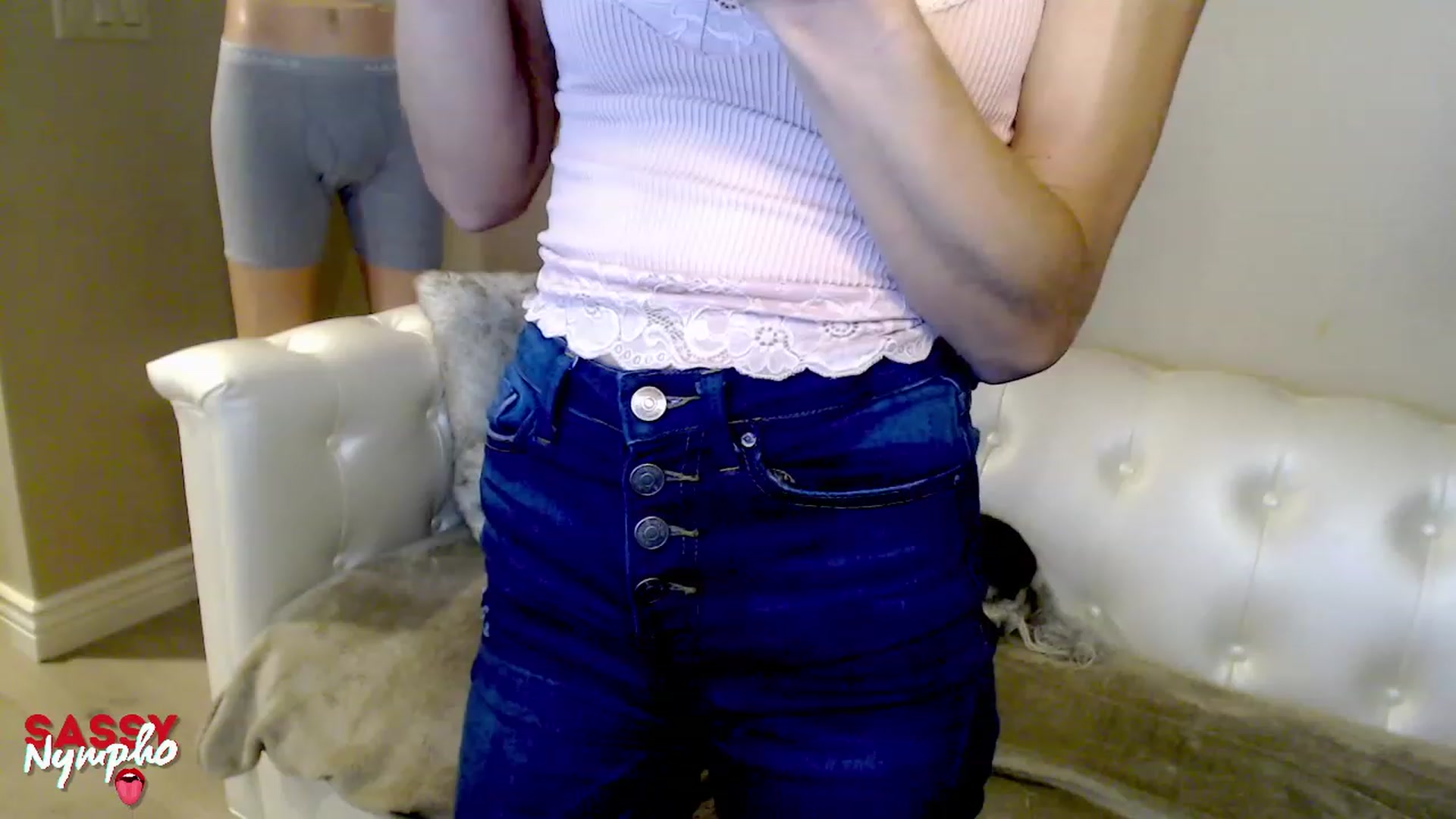 Gallery image thumbnail from Sassy_Nympho's myfreecams stream on, 01/19/2023, 09:45 image 11 of 20