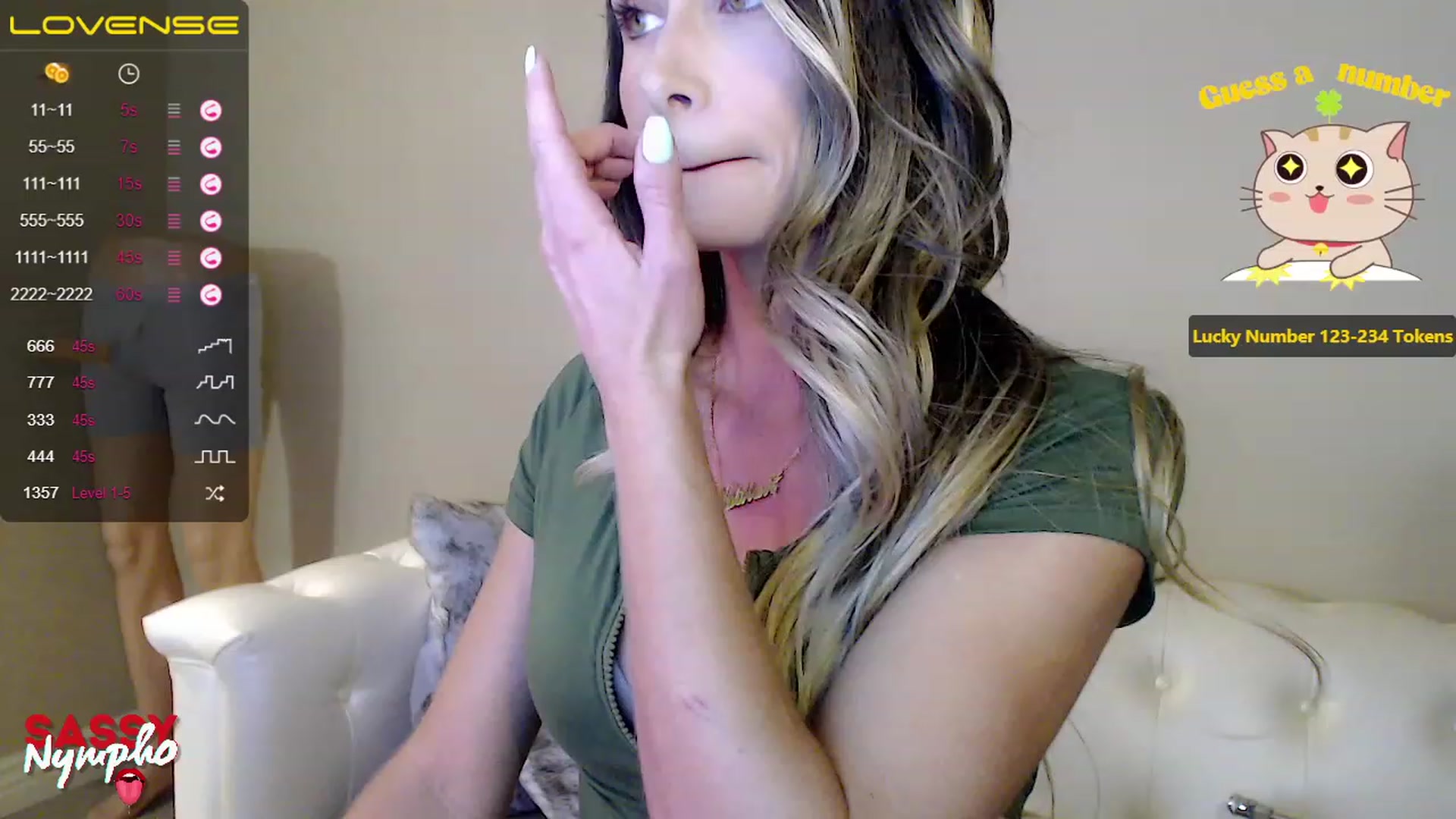 Gallery image thumbnail from Sassy_Nympho's myfreecams stream on, 03/25/2023, 07:13 image 11 of 20