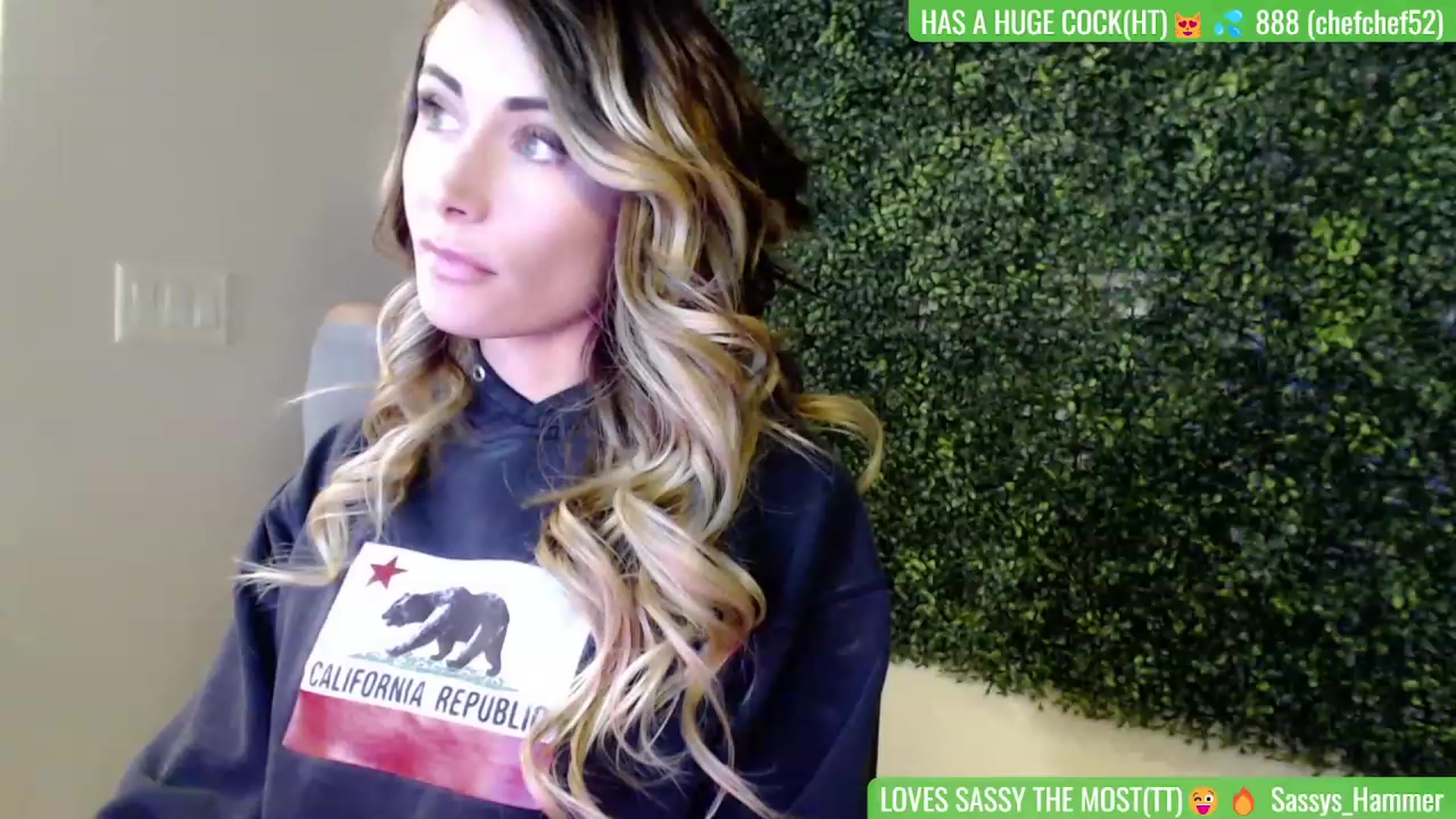Gallery image thumbnail from Sassy_Nympho's myfreecams stream on, 06/11/2023, 14:49 image 14 of 20