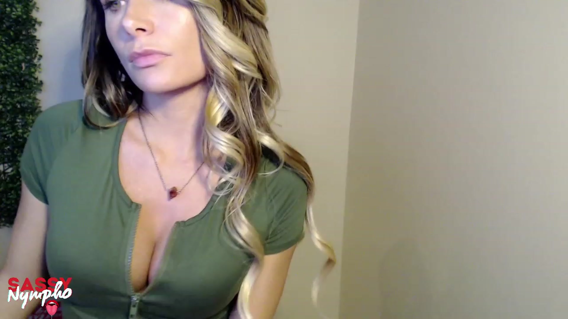 Gallery image thumbnail from Sassy_Nympho's myfreecams stream on, 08/06/2023, 12:34 image 3 of 20