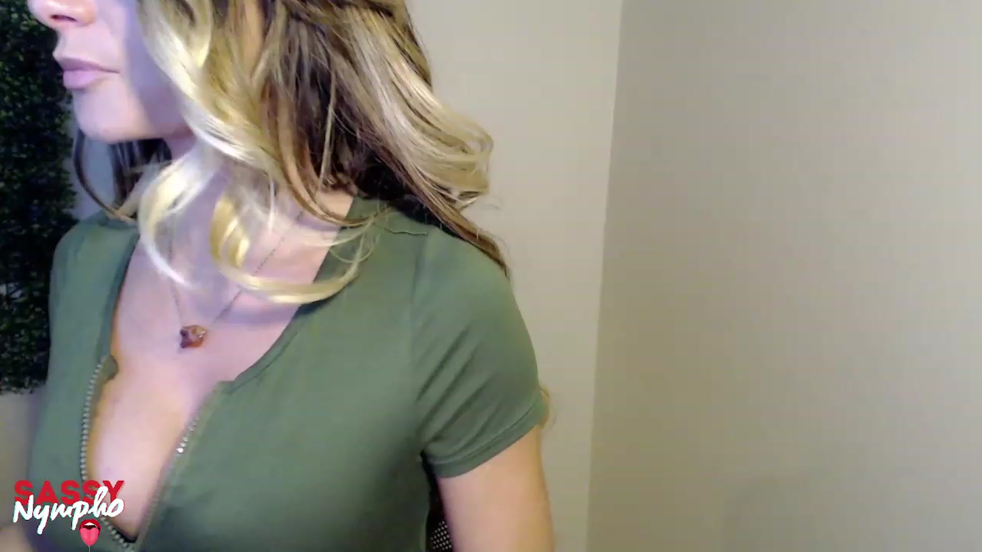 Gallery image thumbnail from Sassy_Nympho's myfreecams stream on, 08/06/2023, 12:34 image 19 of 20