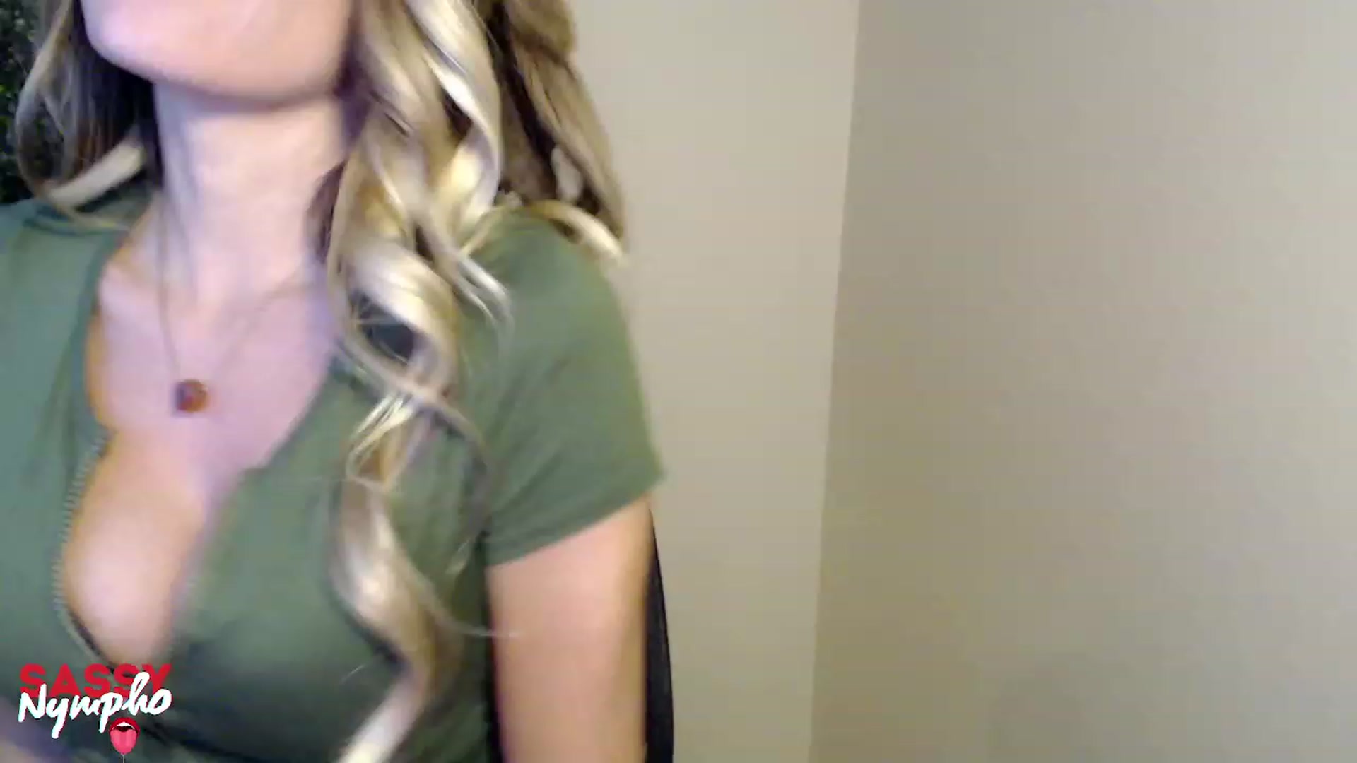 Gallery image thumbnail from Sassy_Nympho's myfreecams stream on, 08/06/2023, 12:34 image 12 of 20