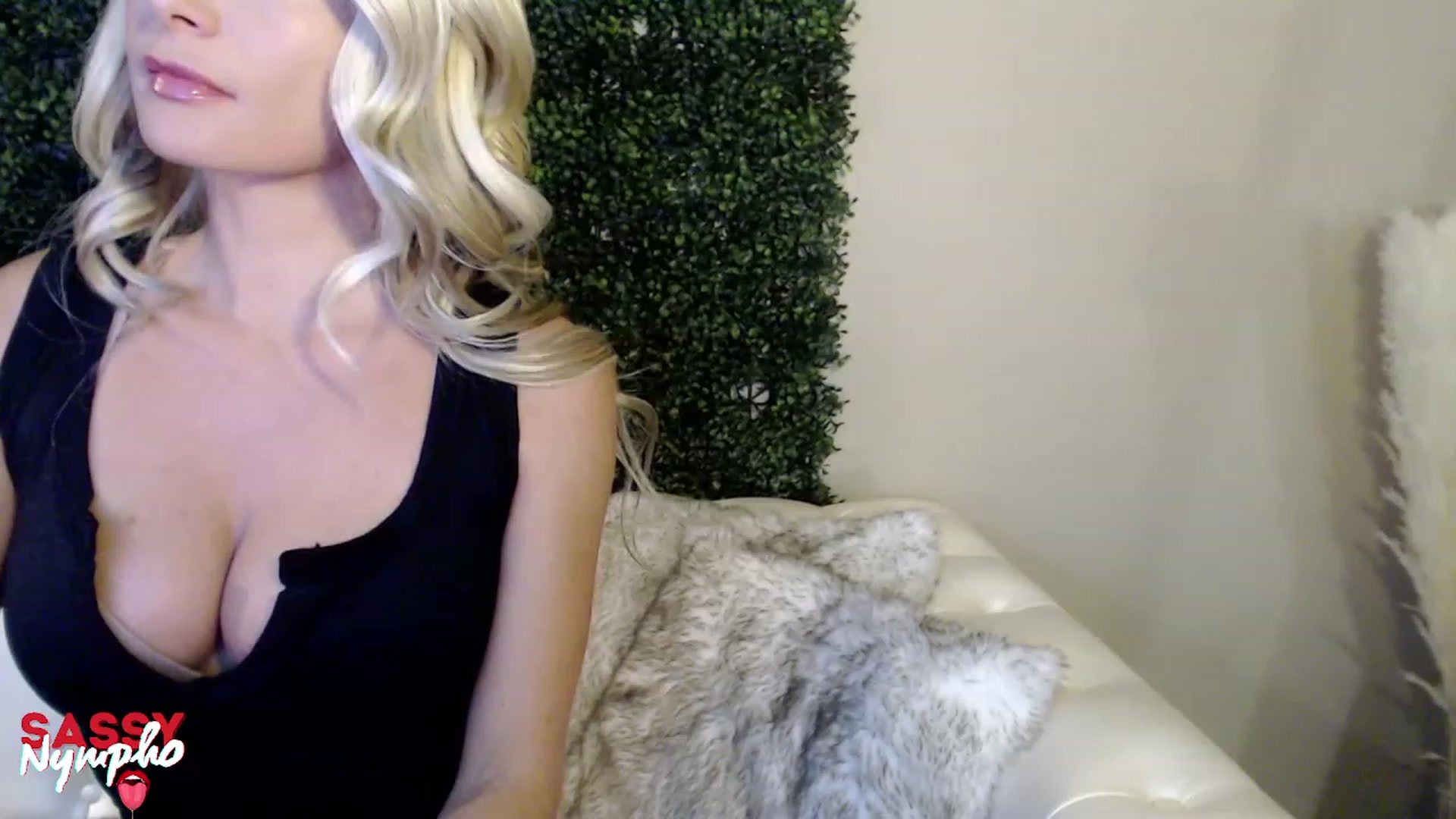 Gallery image thumbnail from Sassy_Nympho's myfreecams stream on, 09/06/2023, 08:38 image 17 of 20