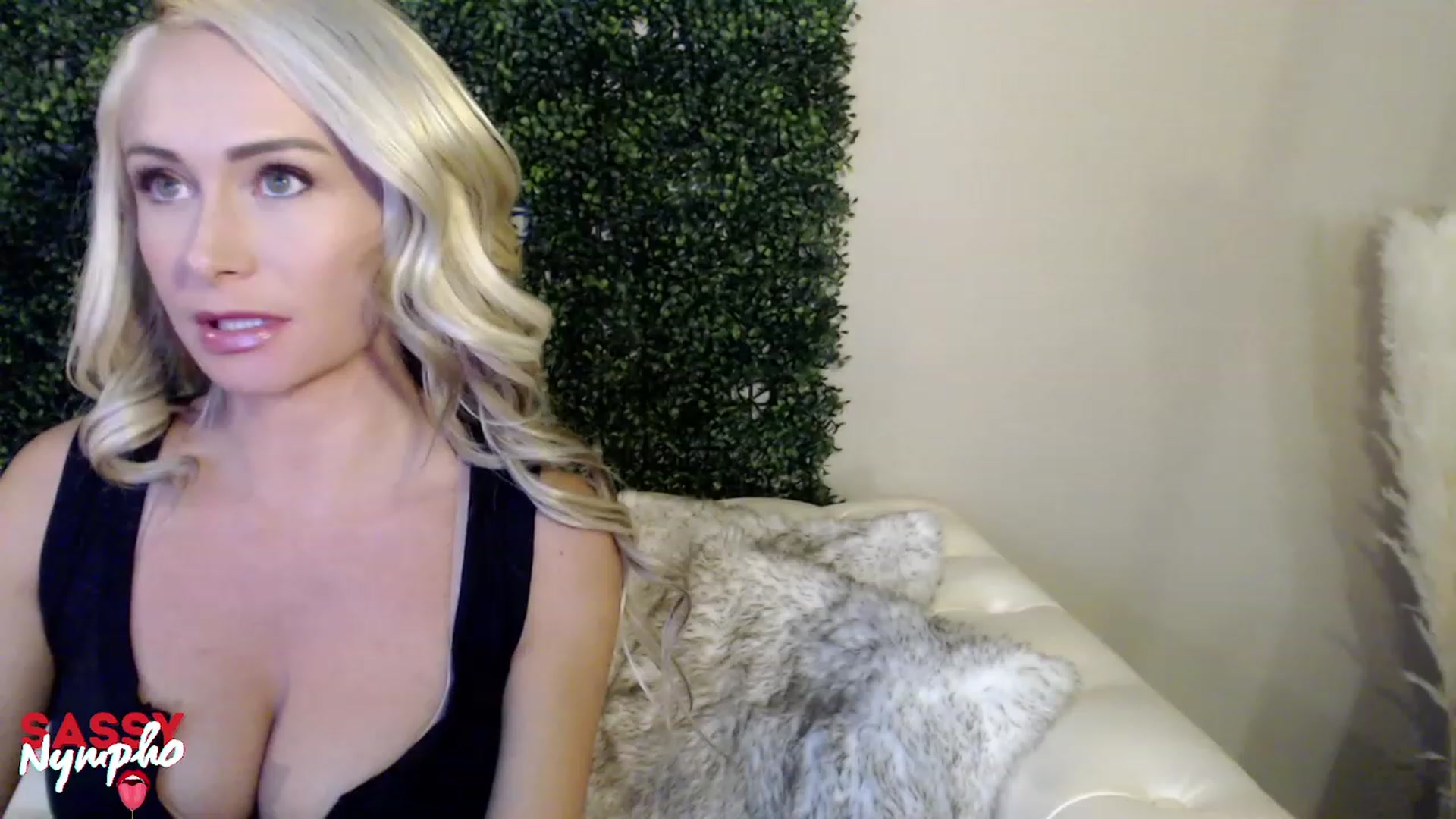 Gallery image thumbnail from Sassy_Nympho's myfreecams stream on, 09/06/2023, 08:38 image 2 of 20