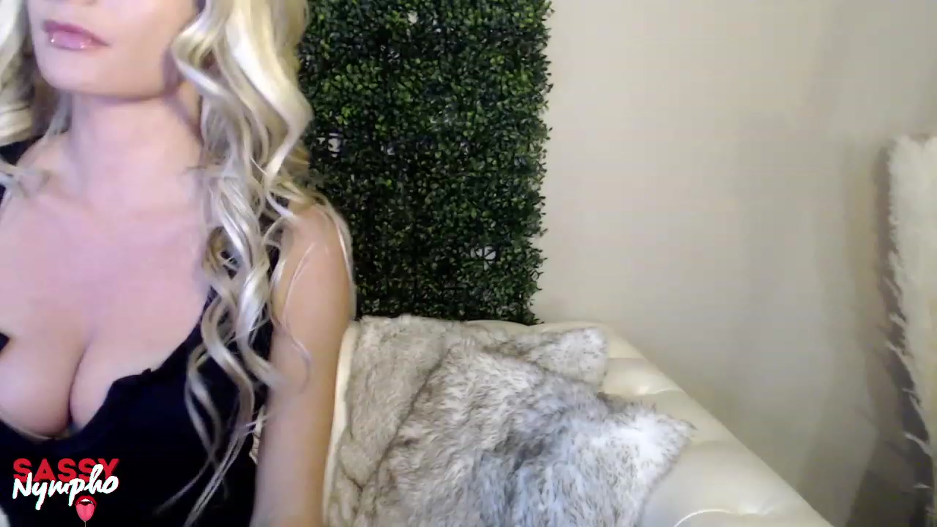 Gallery image thumbnail from Sassy_Nympho's myfreecams stream on, 09/06/2023, 08:38 image 6 of 20