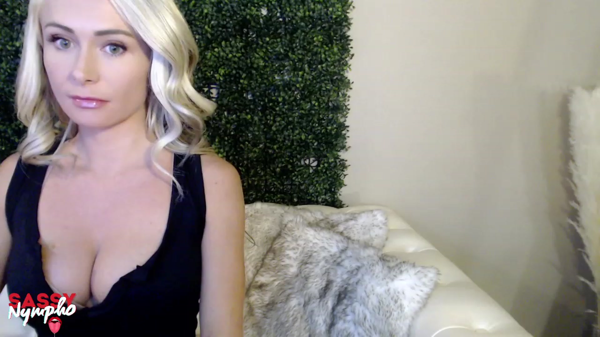 Gallery image thumbnail from Sassy_Nympho's myfreecams stream on, 09/06/2023, 08:38 image 14 of 20