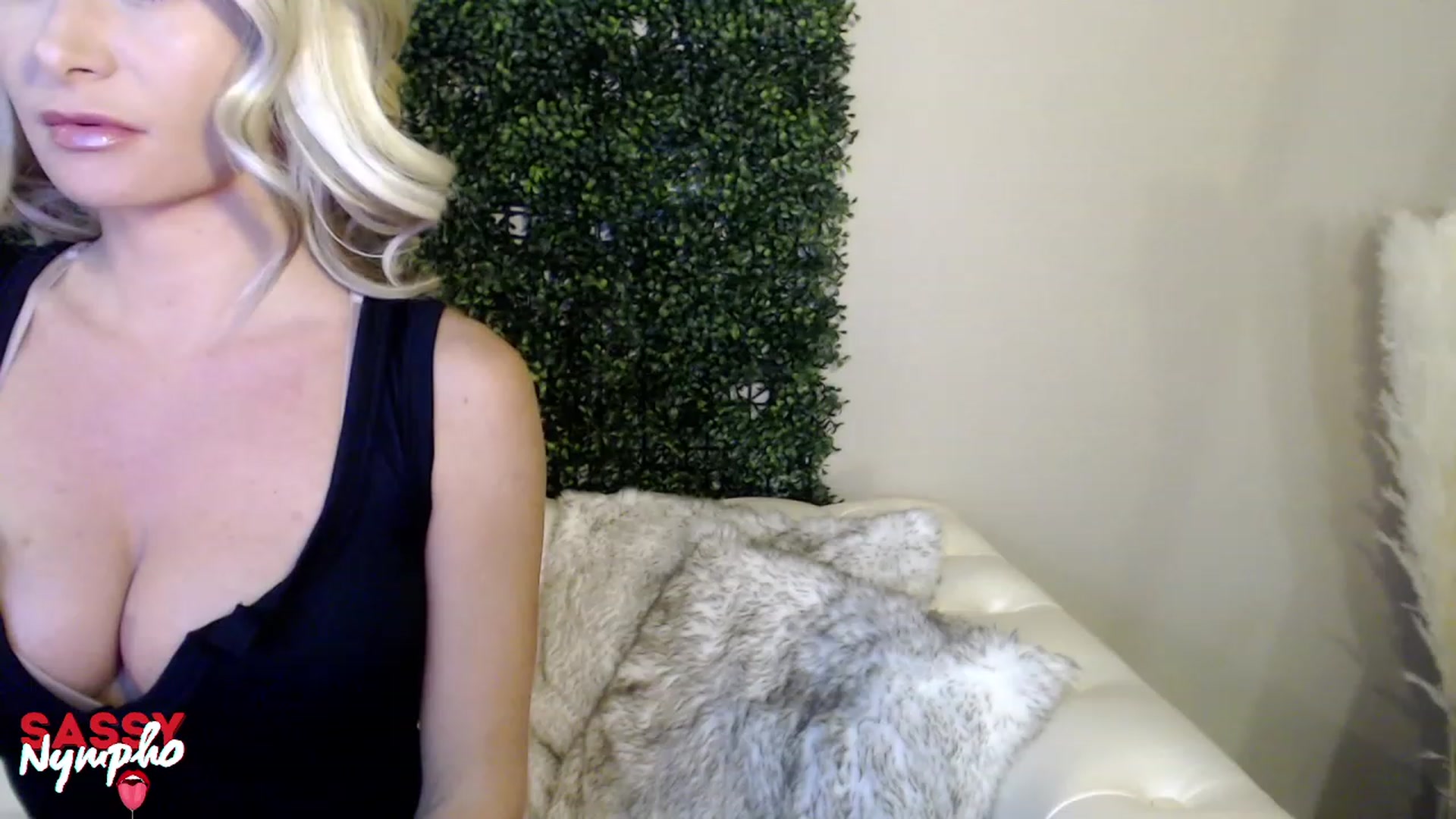 Gallery image thumbnail from Sassy_Nympho's myfreecams stream on, 09/06/2023, 08:38 image 7 of 20