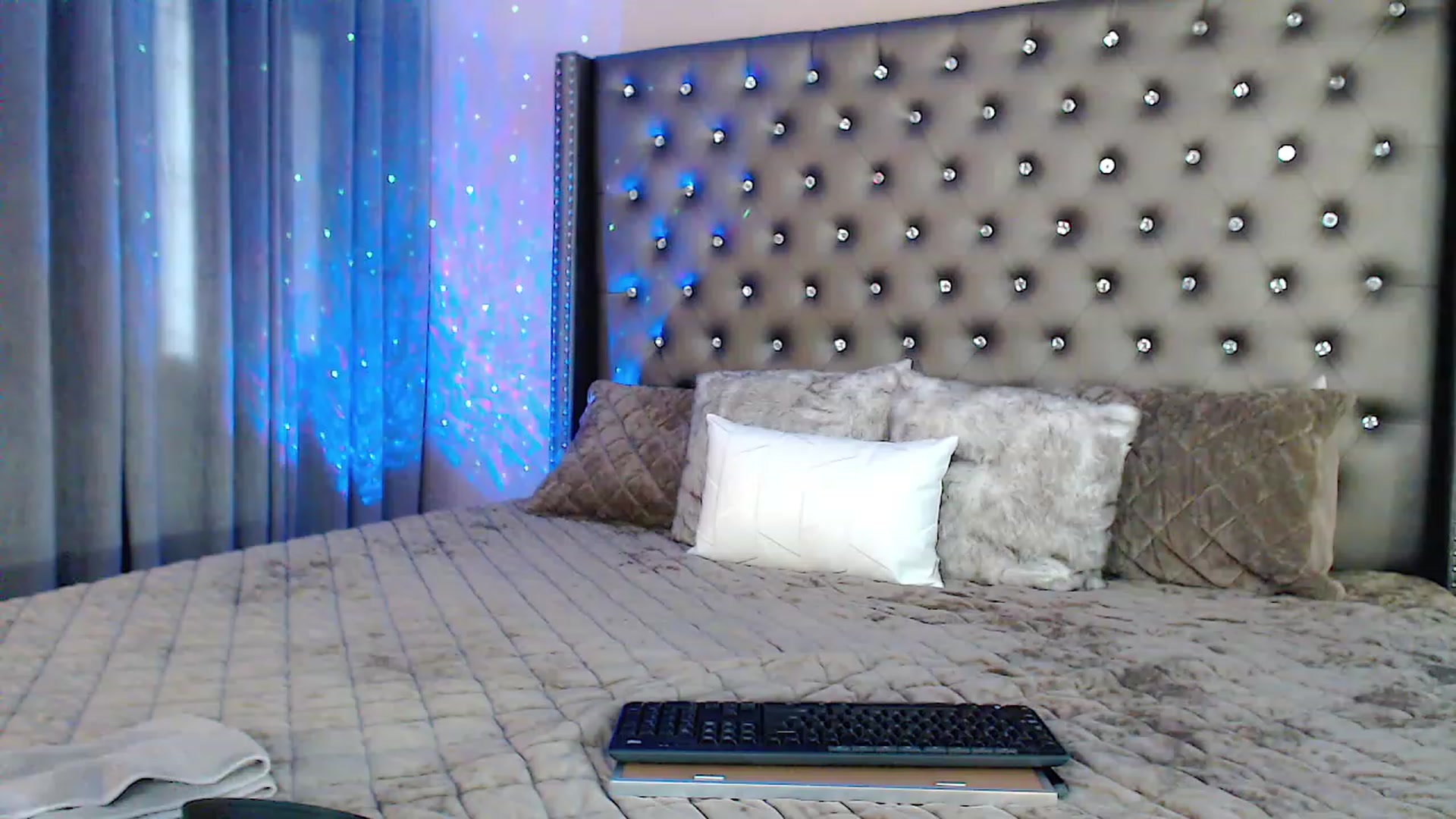 Gallery image thumbnail from Sassy_Nympho's myfreecams stream on, 10/07/2023, 13:52 image 2 of 20