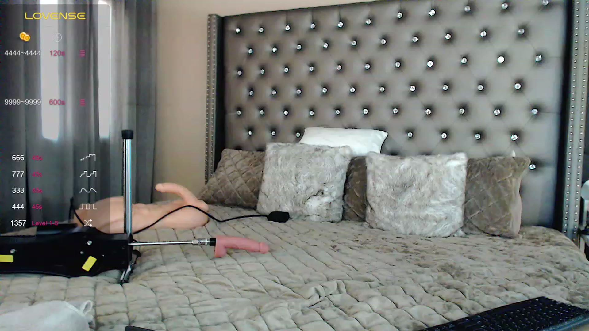 Gallery image thumbnail from Sassy_Nympho's myfreecams stream on, 10/07/2023, 19:16 image 15 of 20