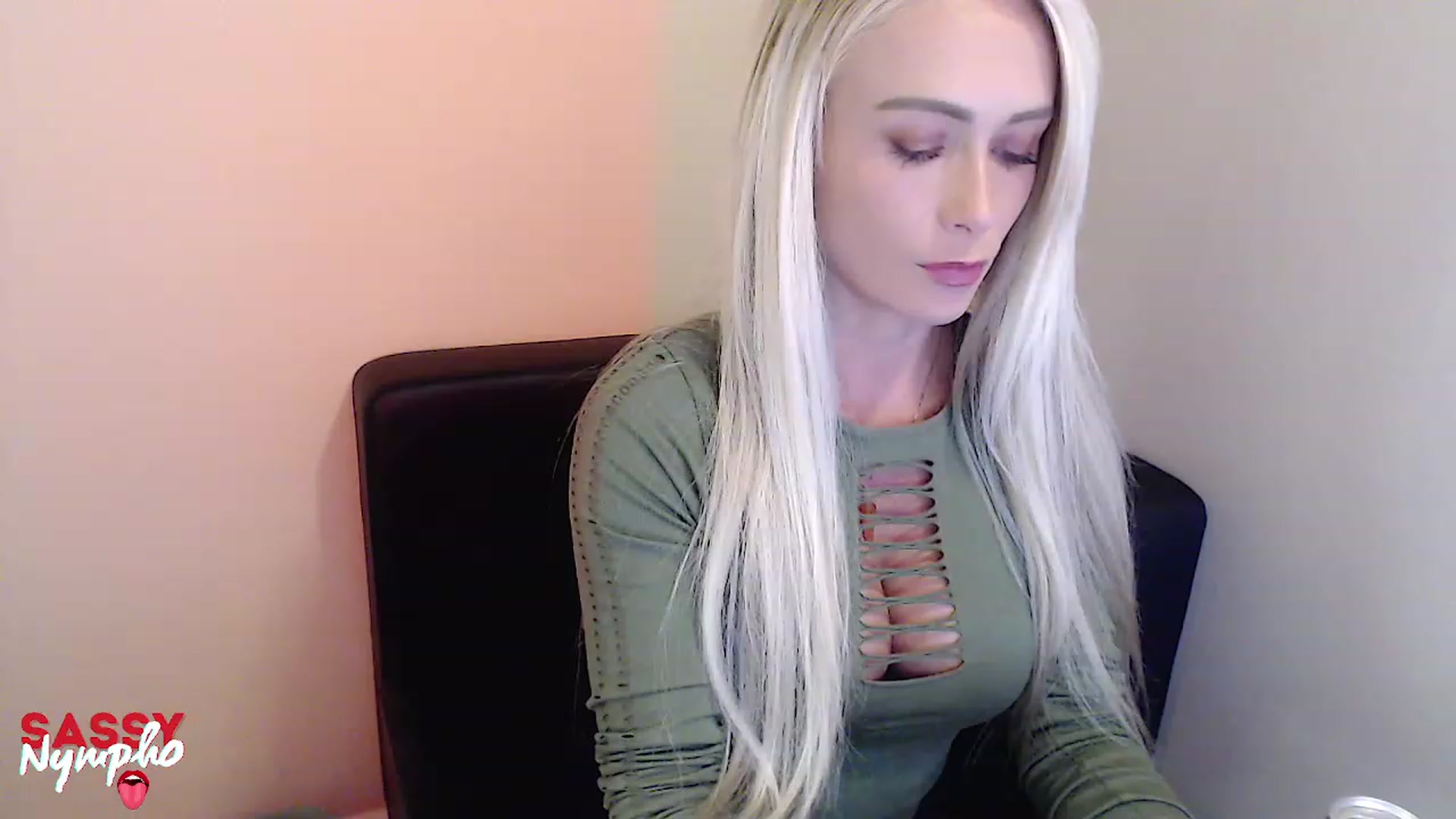 Gallery image thumbnail from Sassy_Nympho's myfreecams stream on, 12/28/2023, 02:29 image 13 of 20