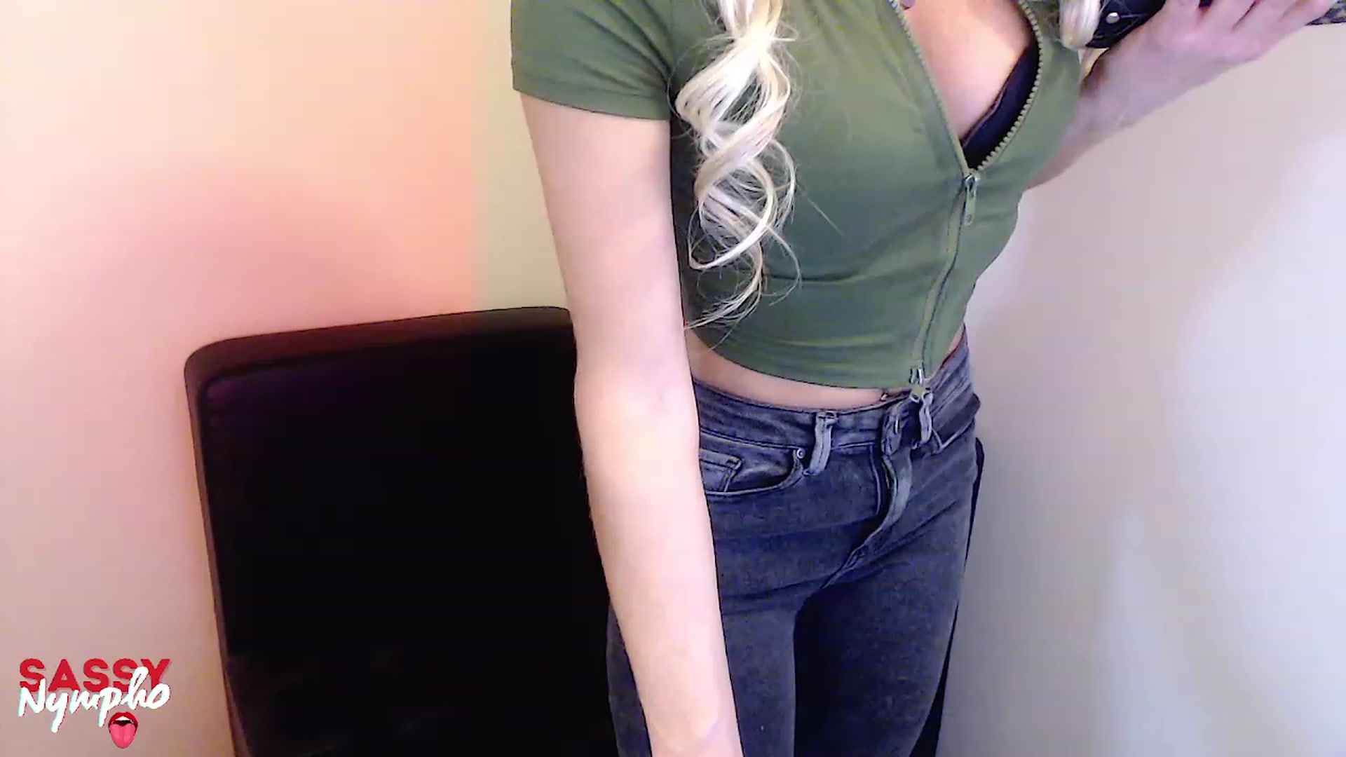 Gallery image thumbnail from Sassy_Nympho's myfreecams stream on, 12/30/2023, 15:33 image 7 of 20