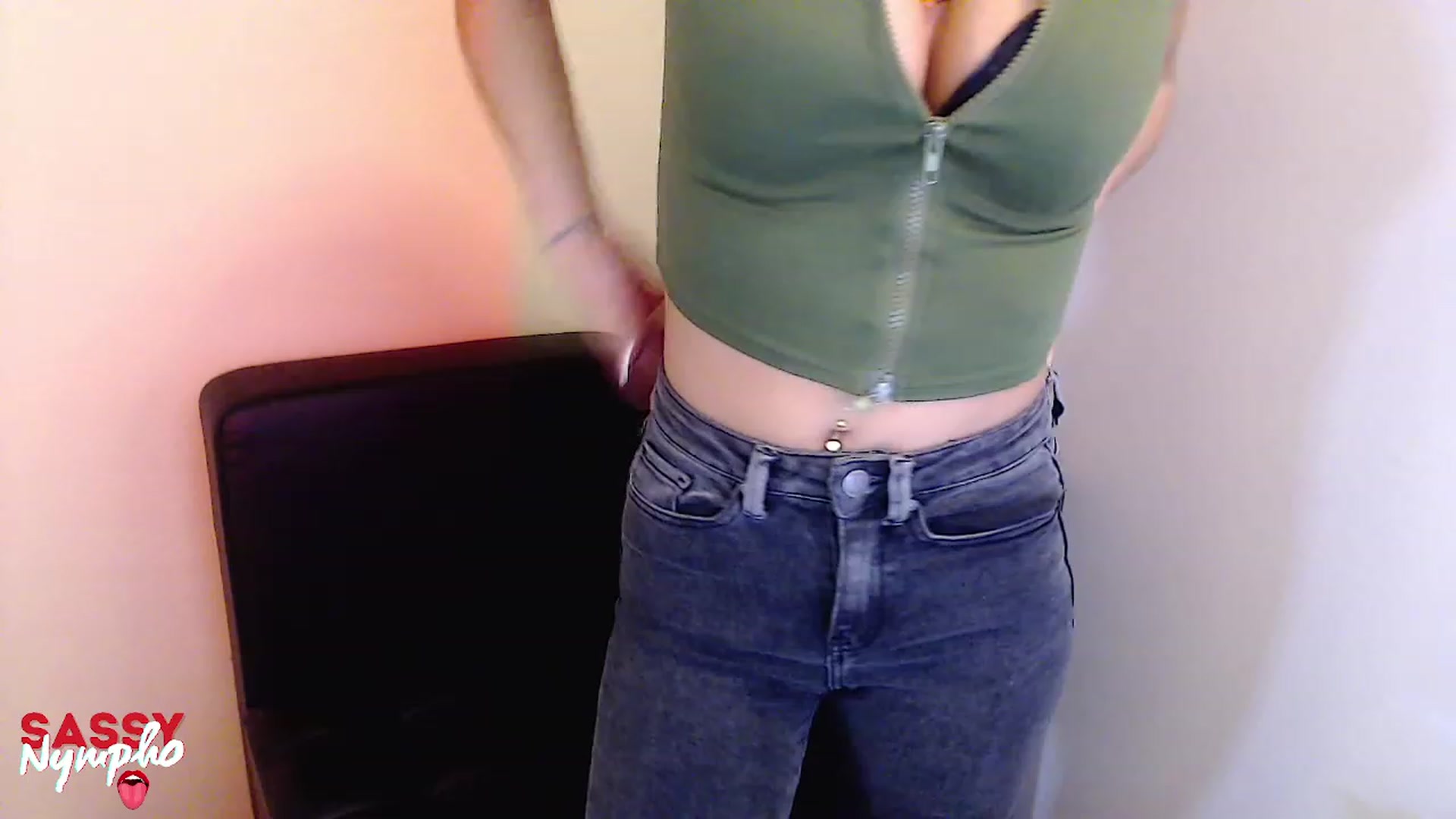 Gallery image thumbnail from Sassy_Nympho's myfreecams stream on, 12/30/2023, 15:33 image 15 of 20