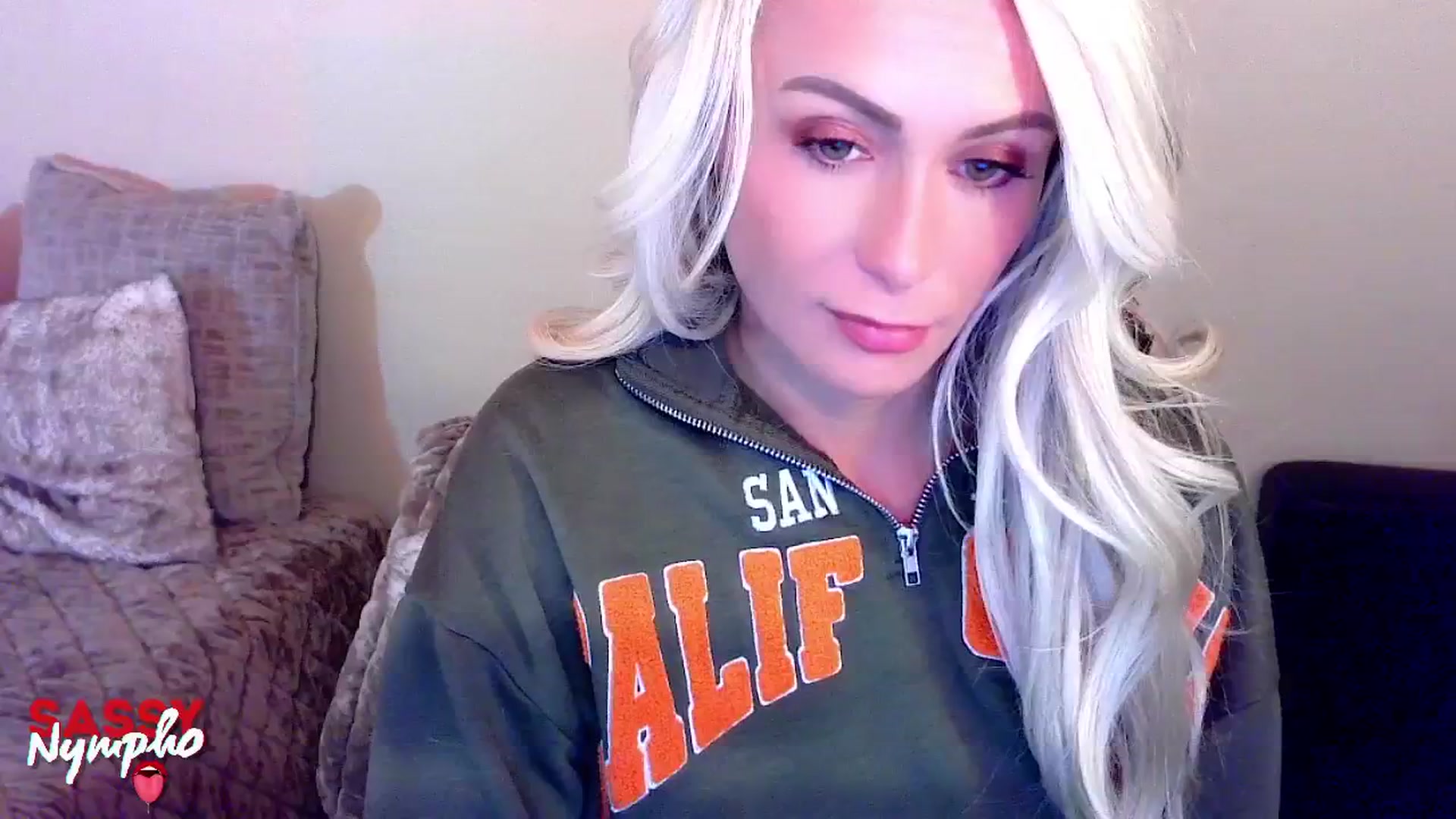 Gallery image thumbnail from Sassy_Nympho's myfreecams stream on, 05/04/2024, 13:15 image 16 of 20