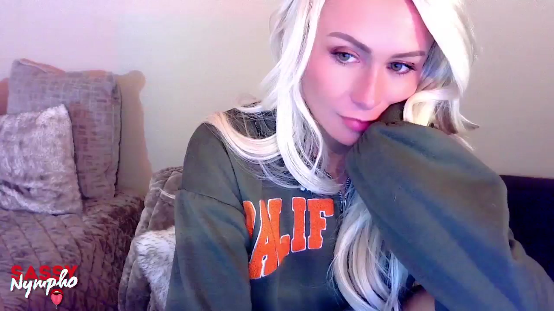 Gallery image thumbnail from Sassy_Nympho's myfreecams stream on, 05/04/2024, 14:15 image 18 of 20