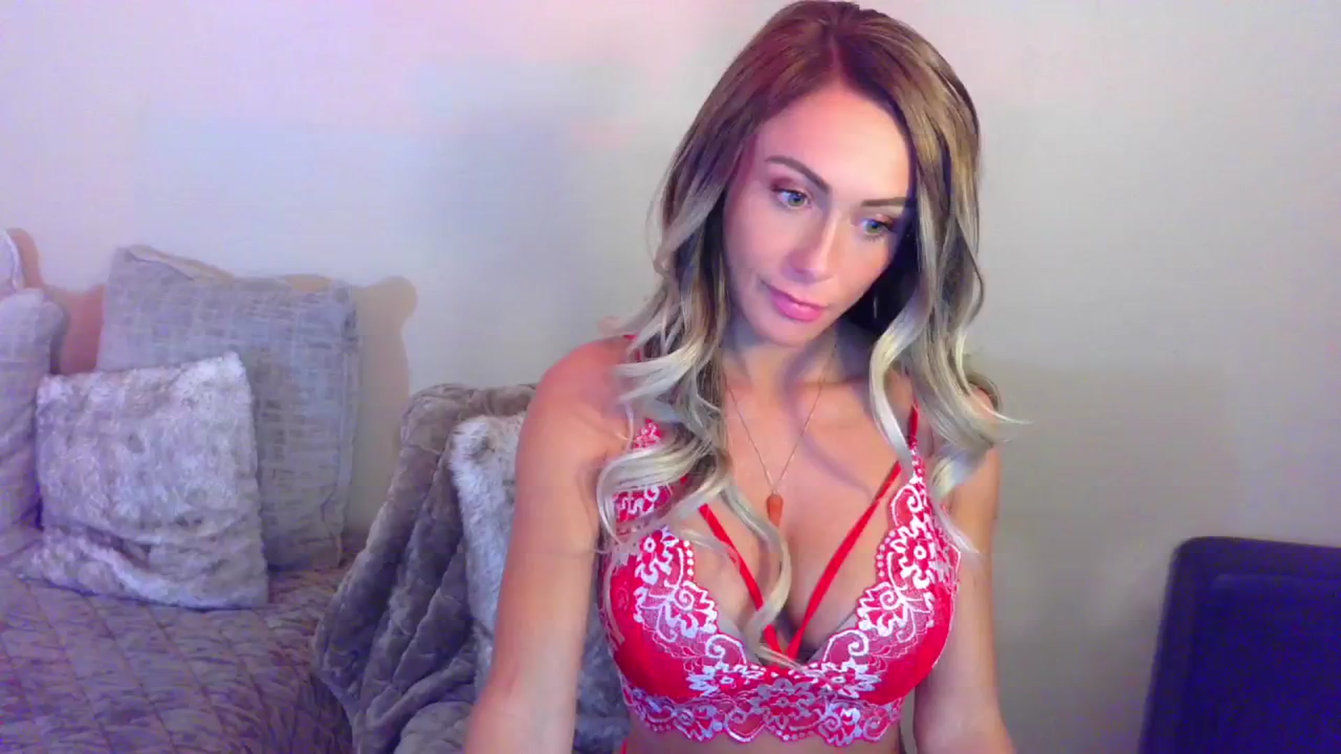 Gallery image thumbnail from Sassy_Nympho's myfreecams stream on, 05/25/2024, 19:20 image 17 of 20