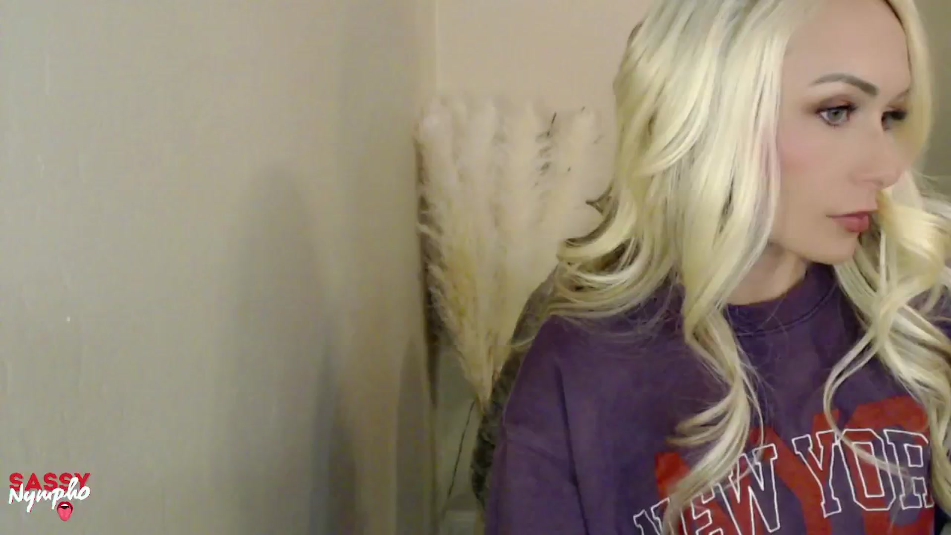 Gallery image thumbnail from Sassy_Nympho's myfreecams stream on, 02/19/2025, 09:47 image 15 of 20