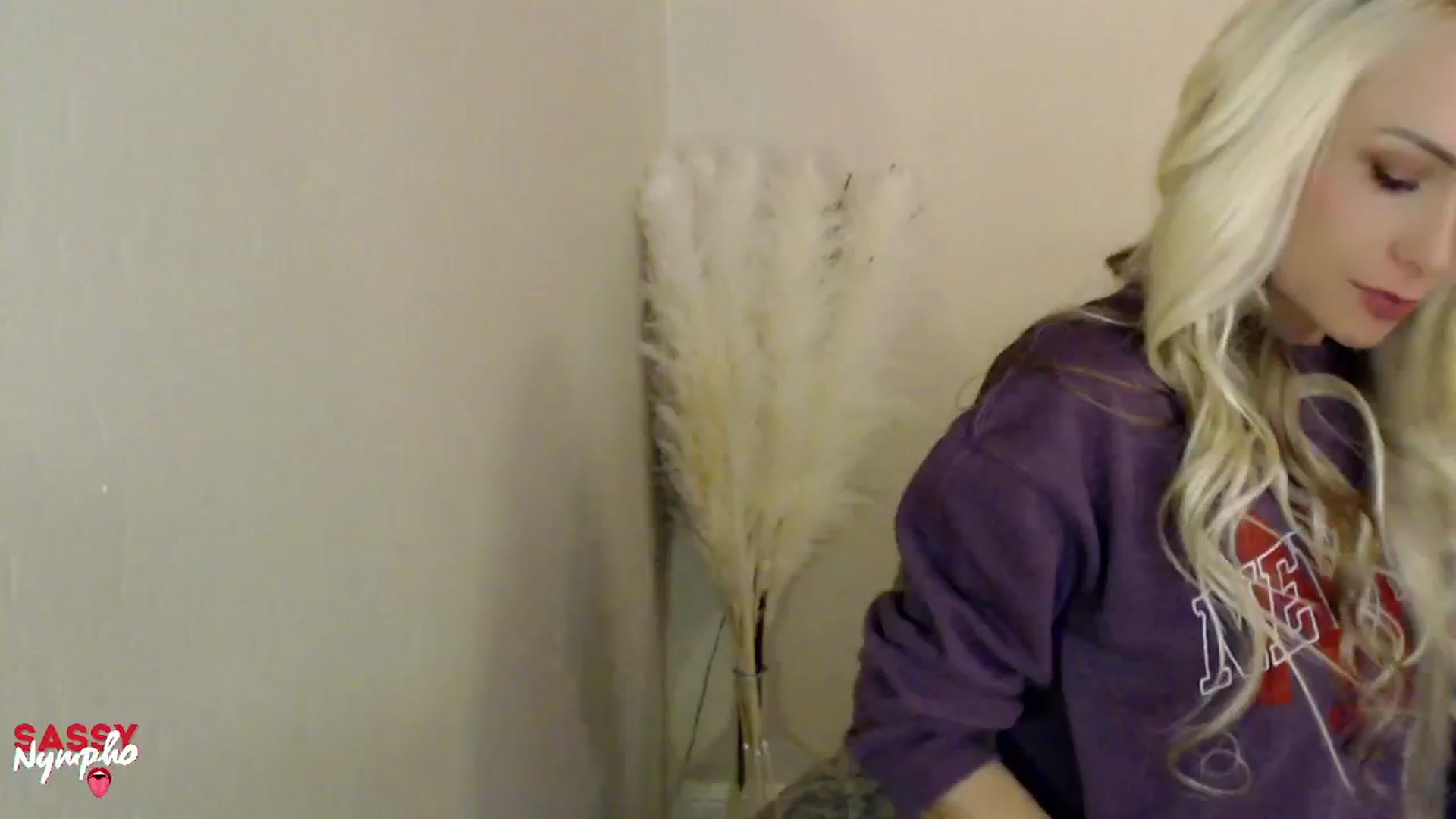 Gallery image thumbnail from Sassy_Nympho's myfreecams stream on, 02/19/2025, 09:47 image 8 of 20