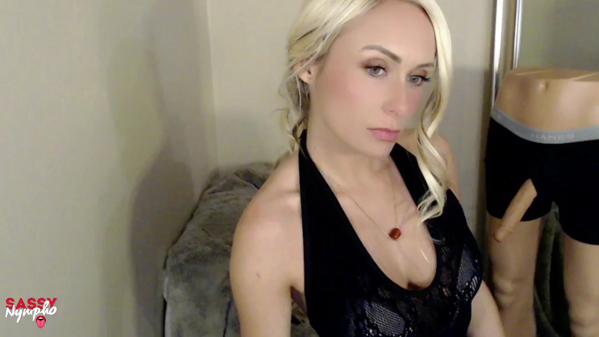 Gallery image thumbnail from Sassy_Nympho's myfreecams stream on, 04/27/2025, 05:08 image 11 of 20